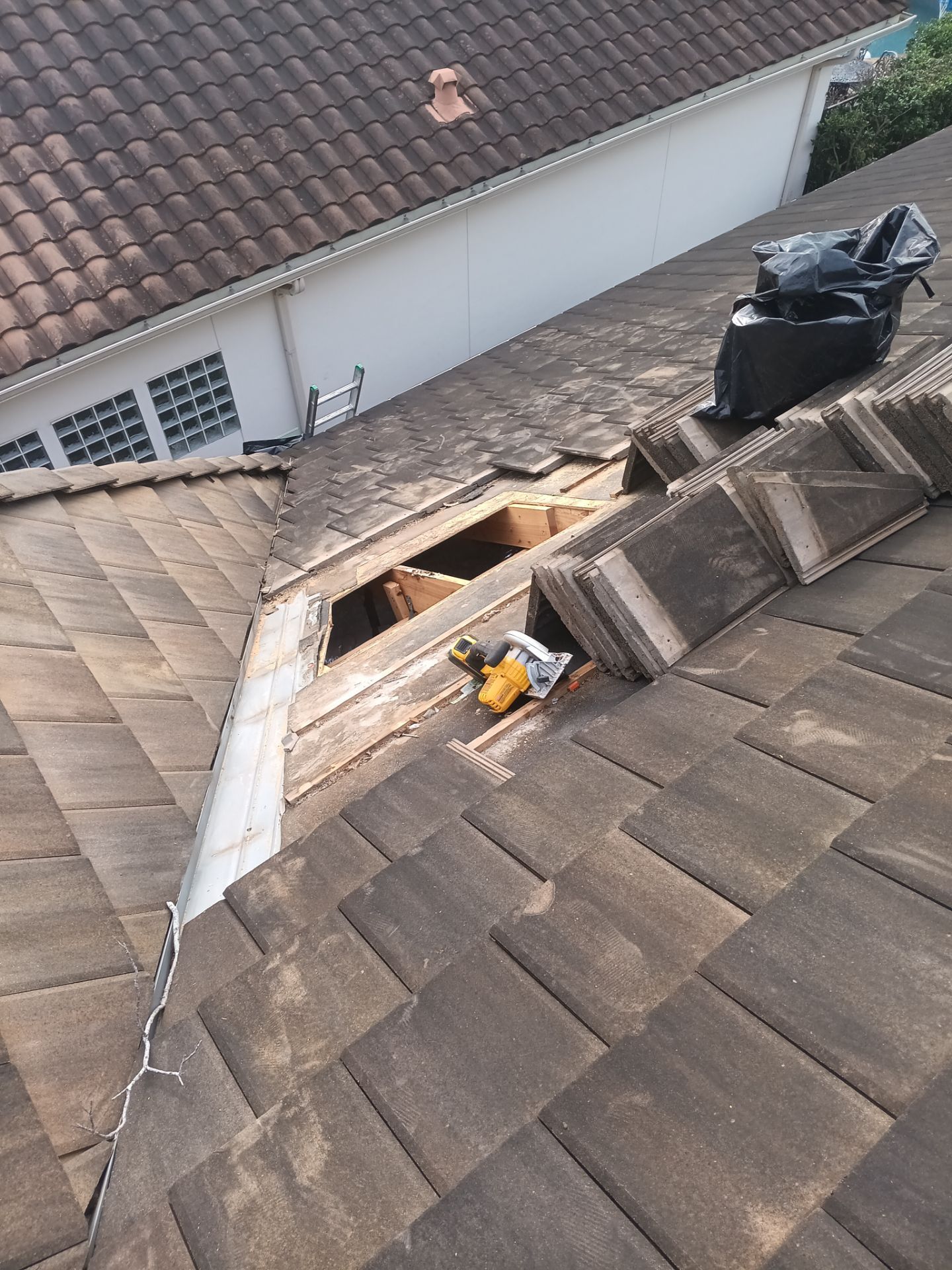Roof Repair Sugarland by Roof Repair Company