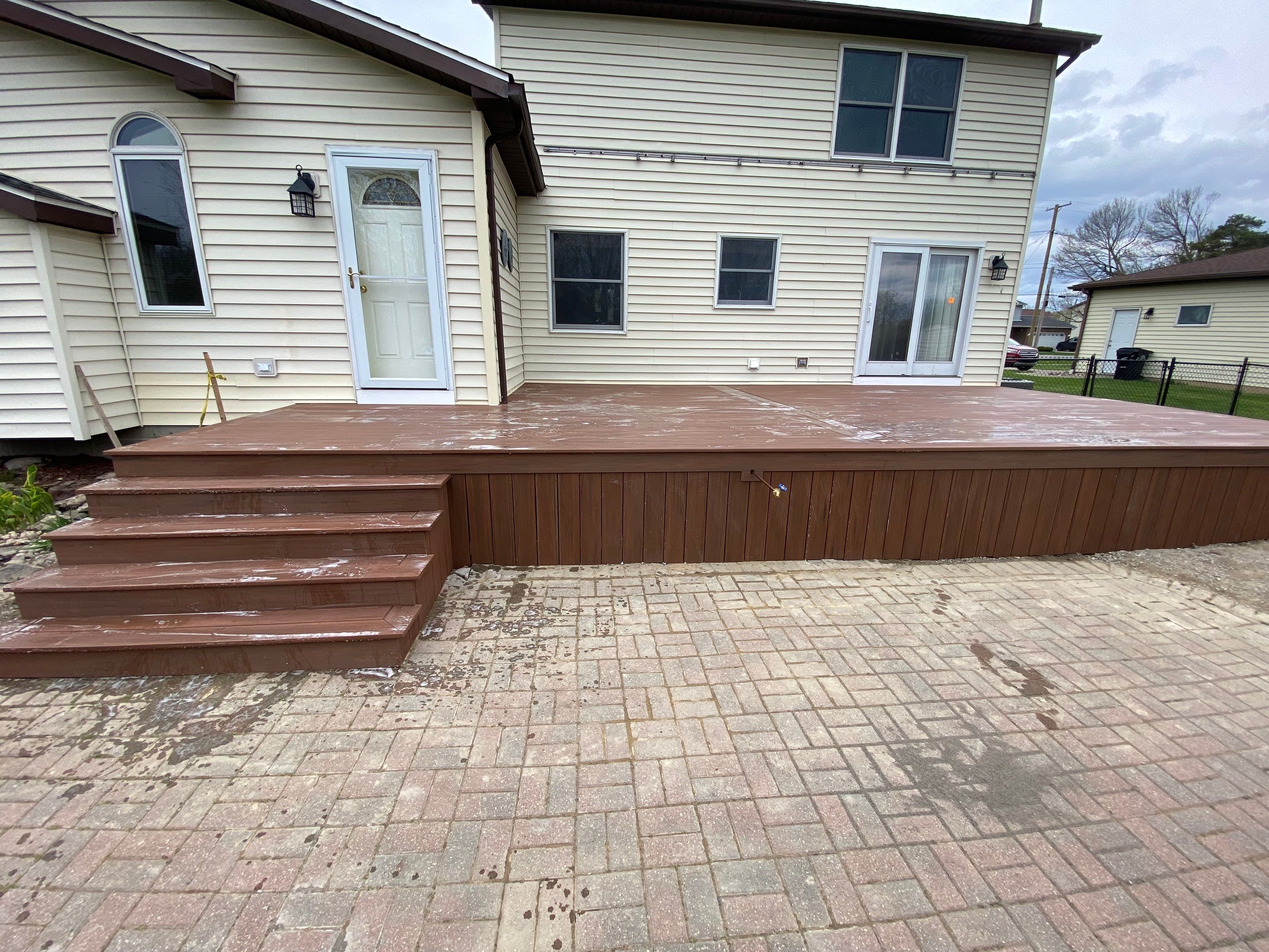 Decks by Ivy Lea Construction