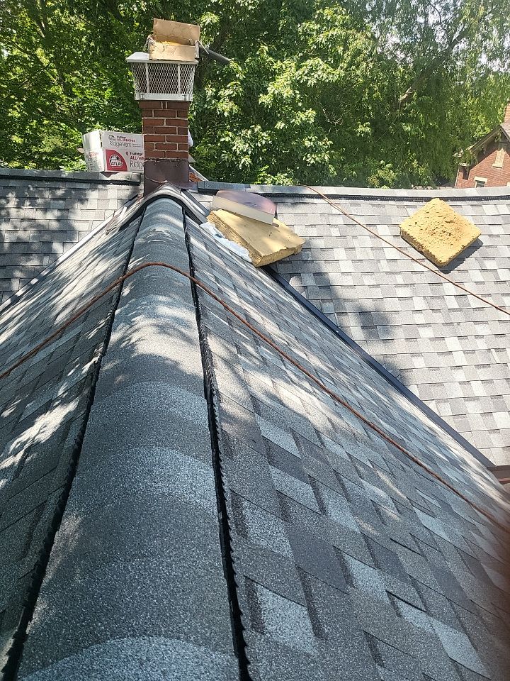 ATLAS PINNACLE COLOR: COASTAL GRANITE by Eagle Eye Roofing