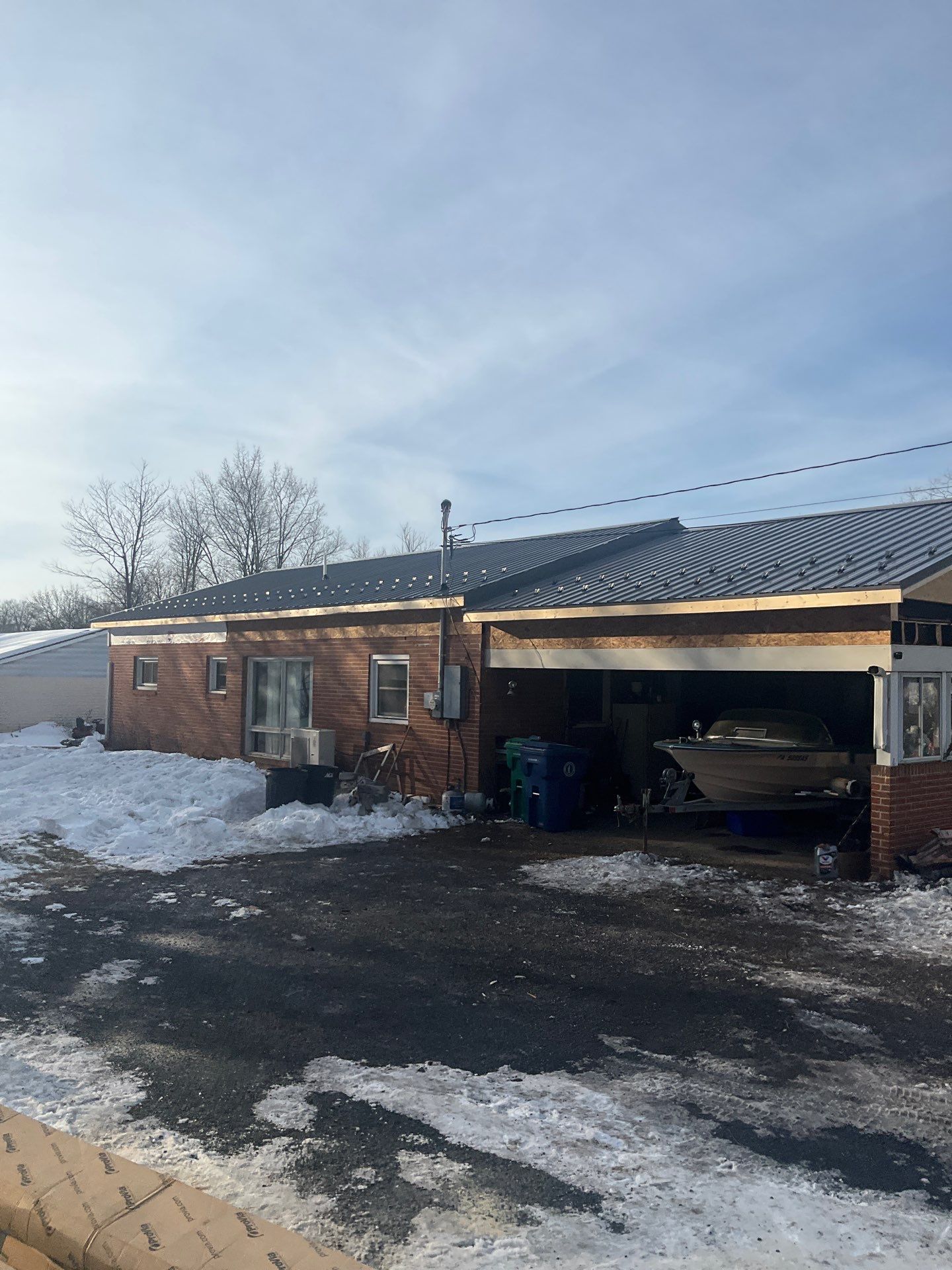 Metal Roofing and Vinyl Siding Install in Harrisburg by Esh Builders