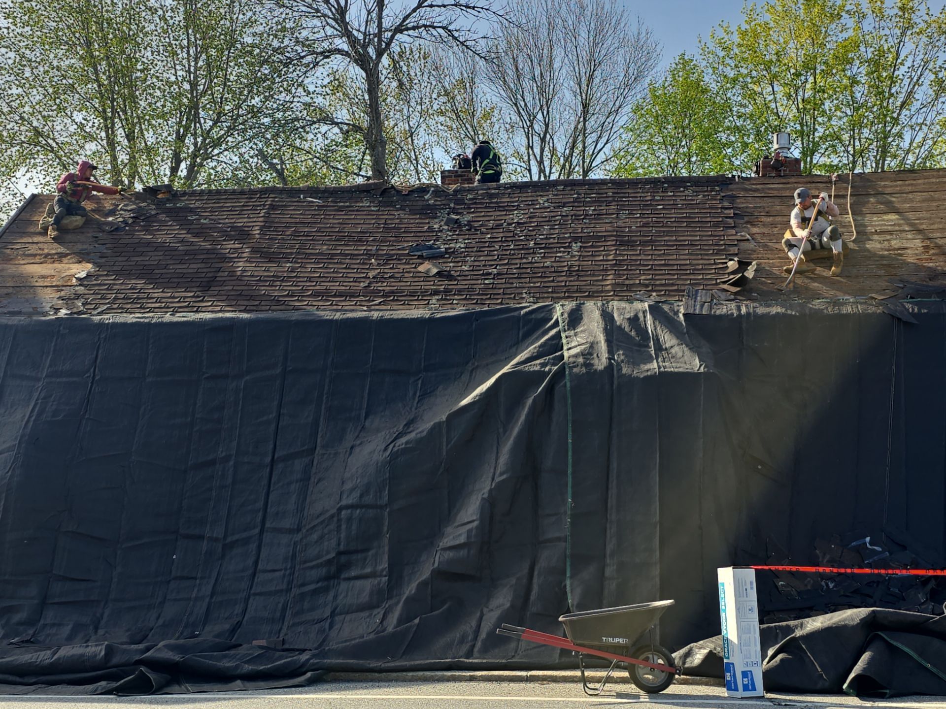 Roof Replacement with Owens Corning TruDefinition Shingles in Midnight Plum by Mighty Dog Roofing of Greater Middlesex County
