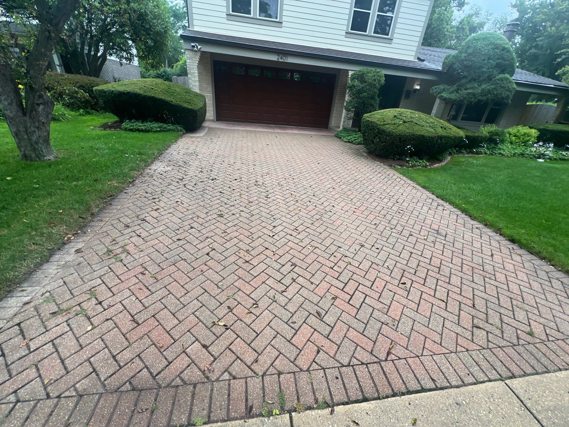 Brick paver clean, sand and seal.  using Surebond SB-1300 by Northern Power Washing LLC.