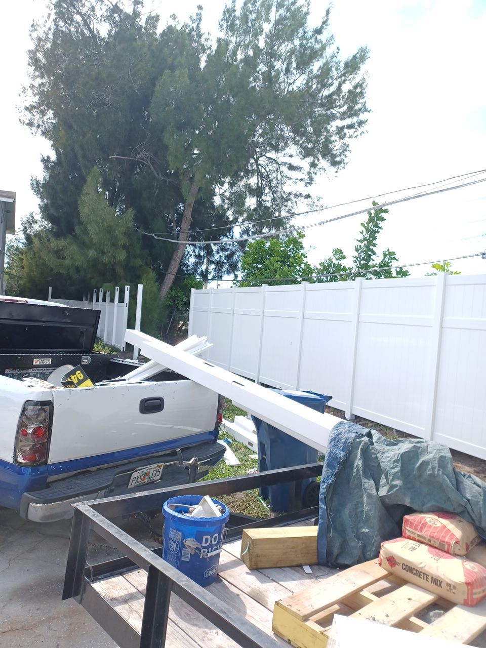 Bradenton, FL 6+2 White Vinyl Privacy Fence  by Asap fence and gates, LLC