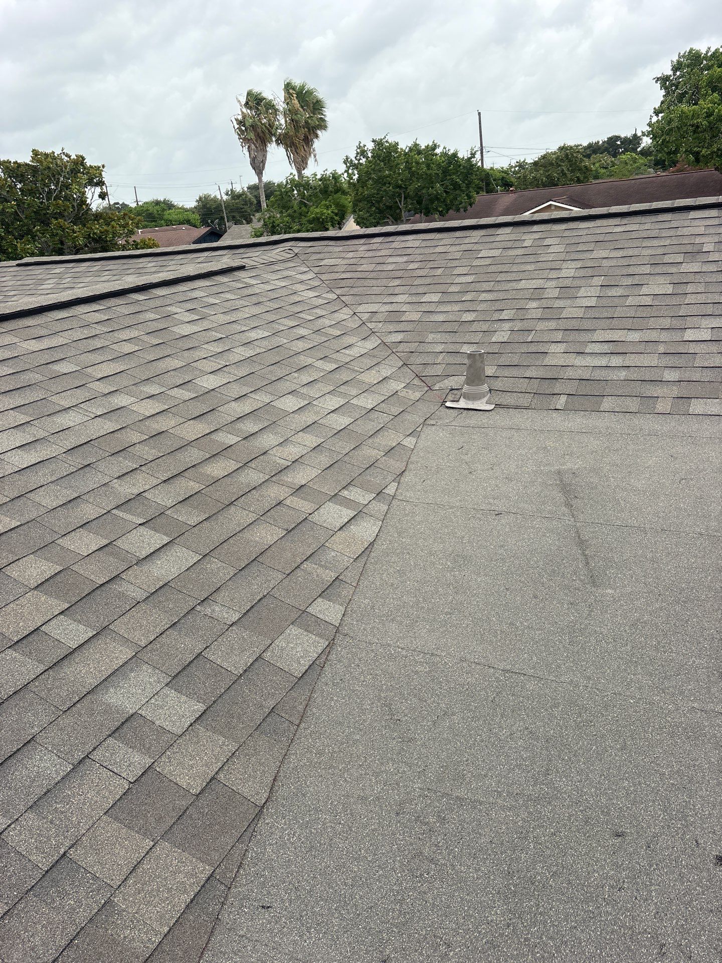 Screened in, on Spicewood by Bayfront Roofing and Construction