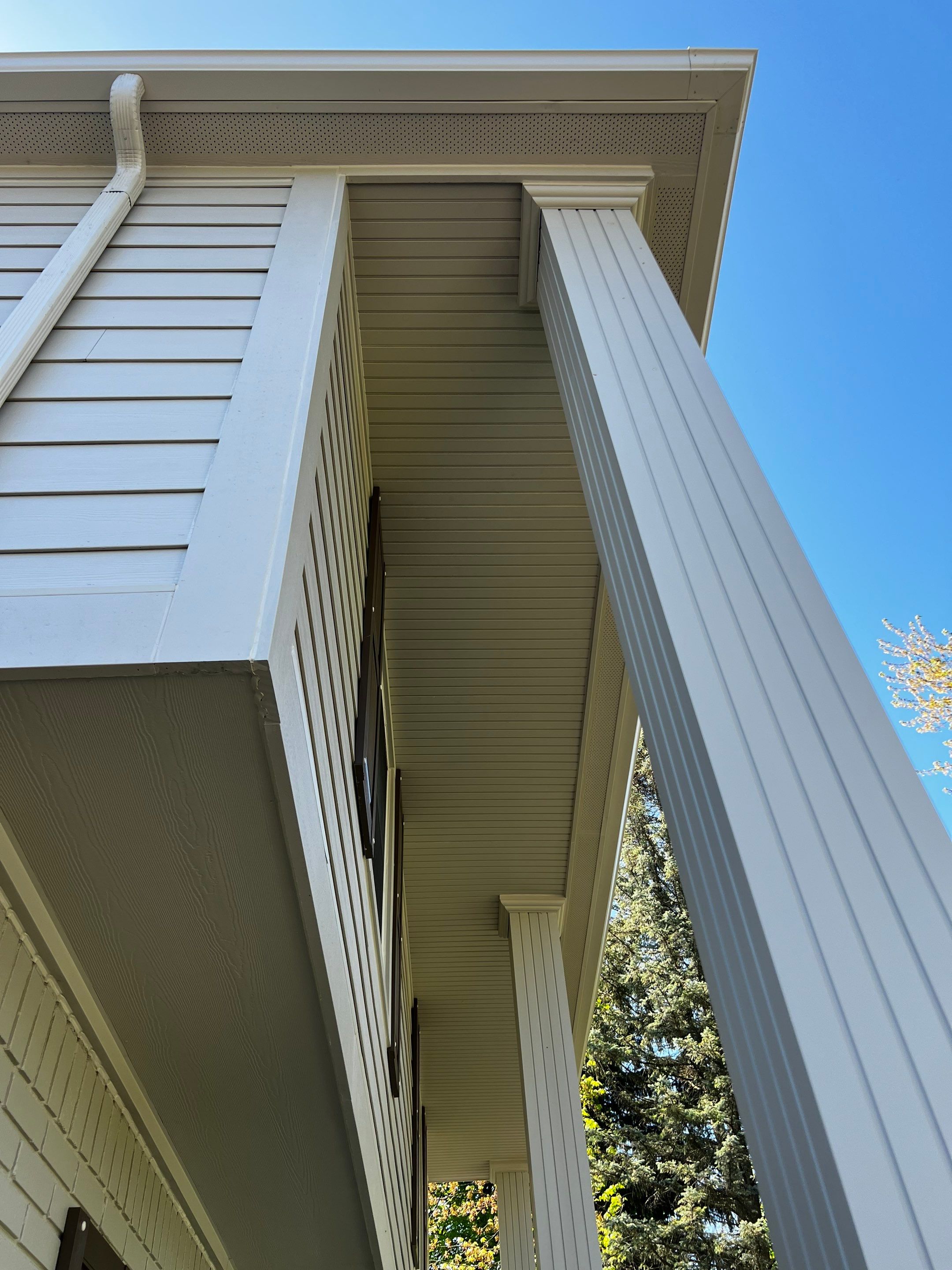 James Hardie Siding Replacement by Bloomfield Construction & Restoration