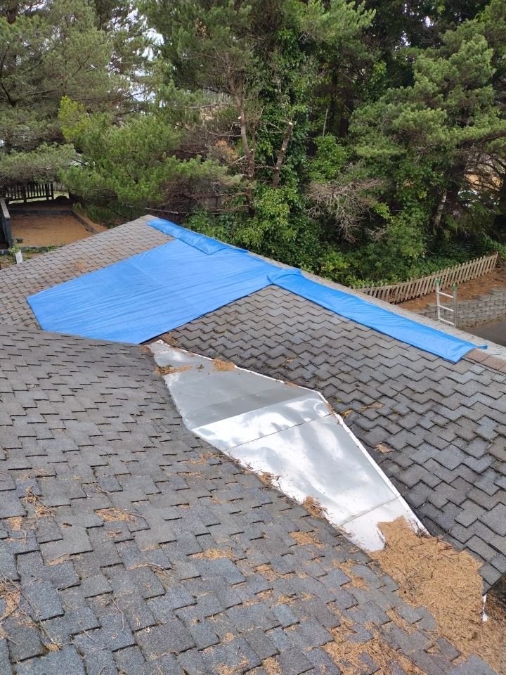 Residential Roofing Installation using Malarkey Highlander with GAF 60mil TPO by Orezona Building & Roofing Company, Inc.