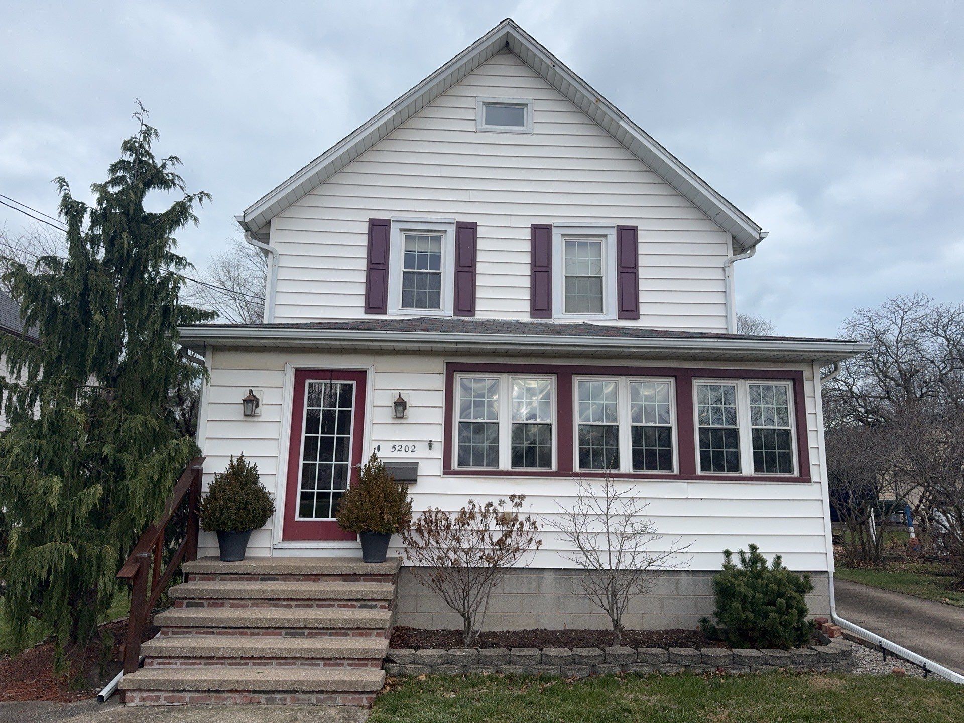 Siding and Gutter Replacement by Homestyle in Vermillion by Homestyle Home Improvements (HHI)