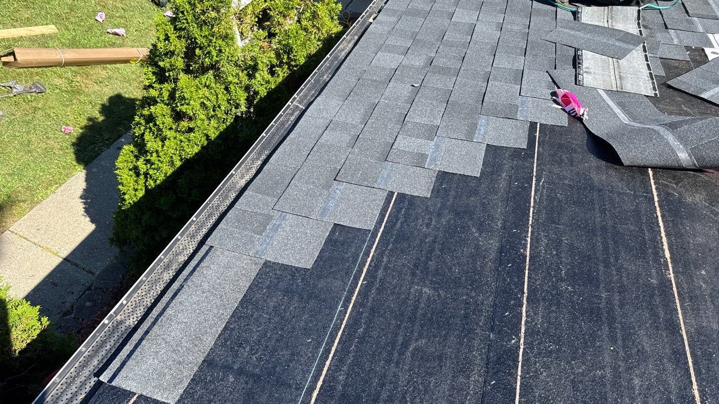 Roof Replacement using Owens Corning Onyx Black by 180 Contractors