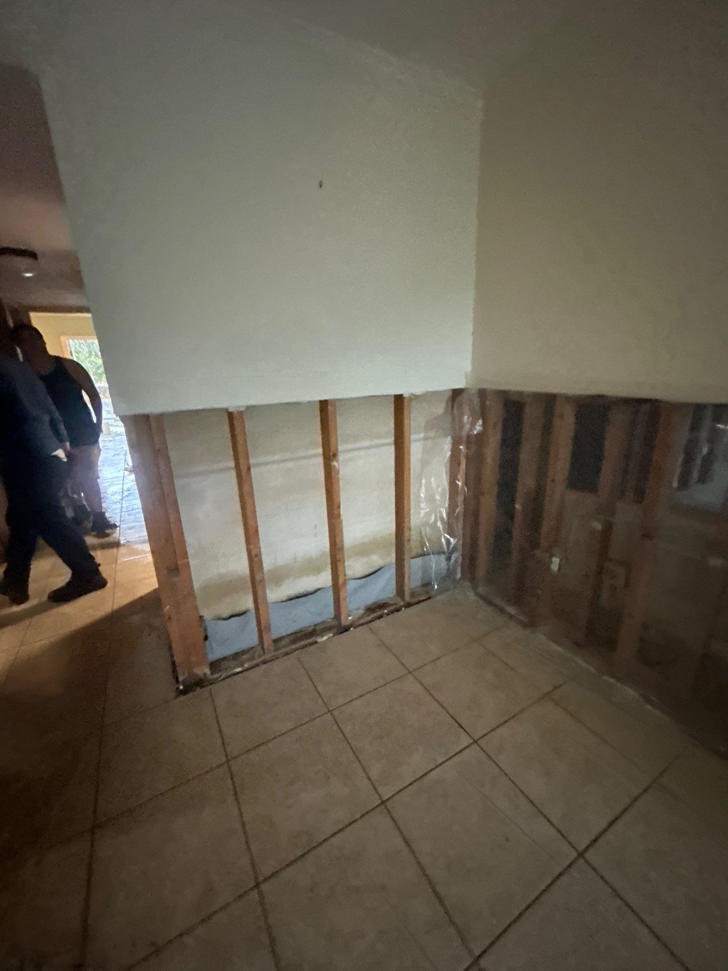 Bradenton Water Damage Repair by Ampm Restoration Services 