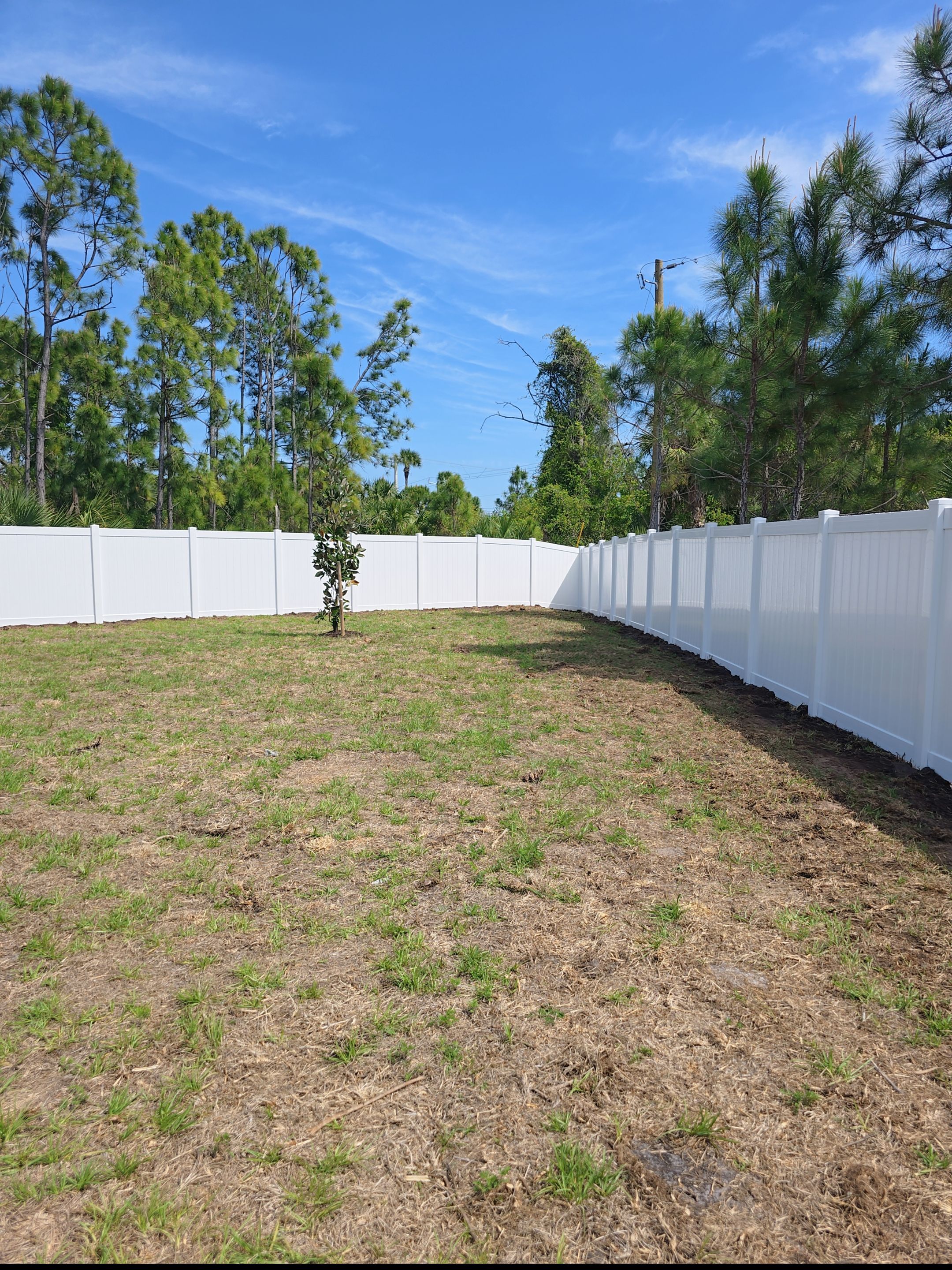 Vinyl Install in North Port by True Fence LLC