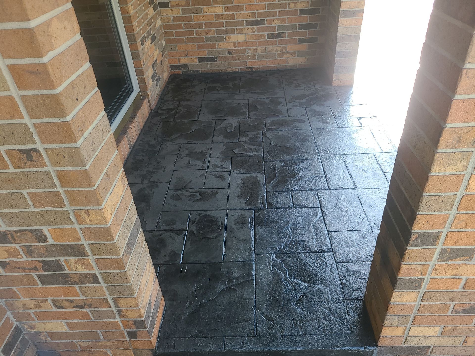 Outdoor Living Addition and Concrete by Ivy Lea Construction
