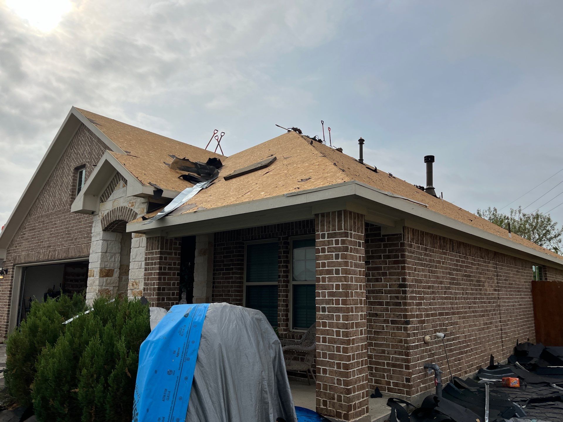 Hail Damage using Owen's Corning Duration (Lifetime) Shingles by Roof Repair Company