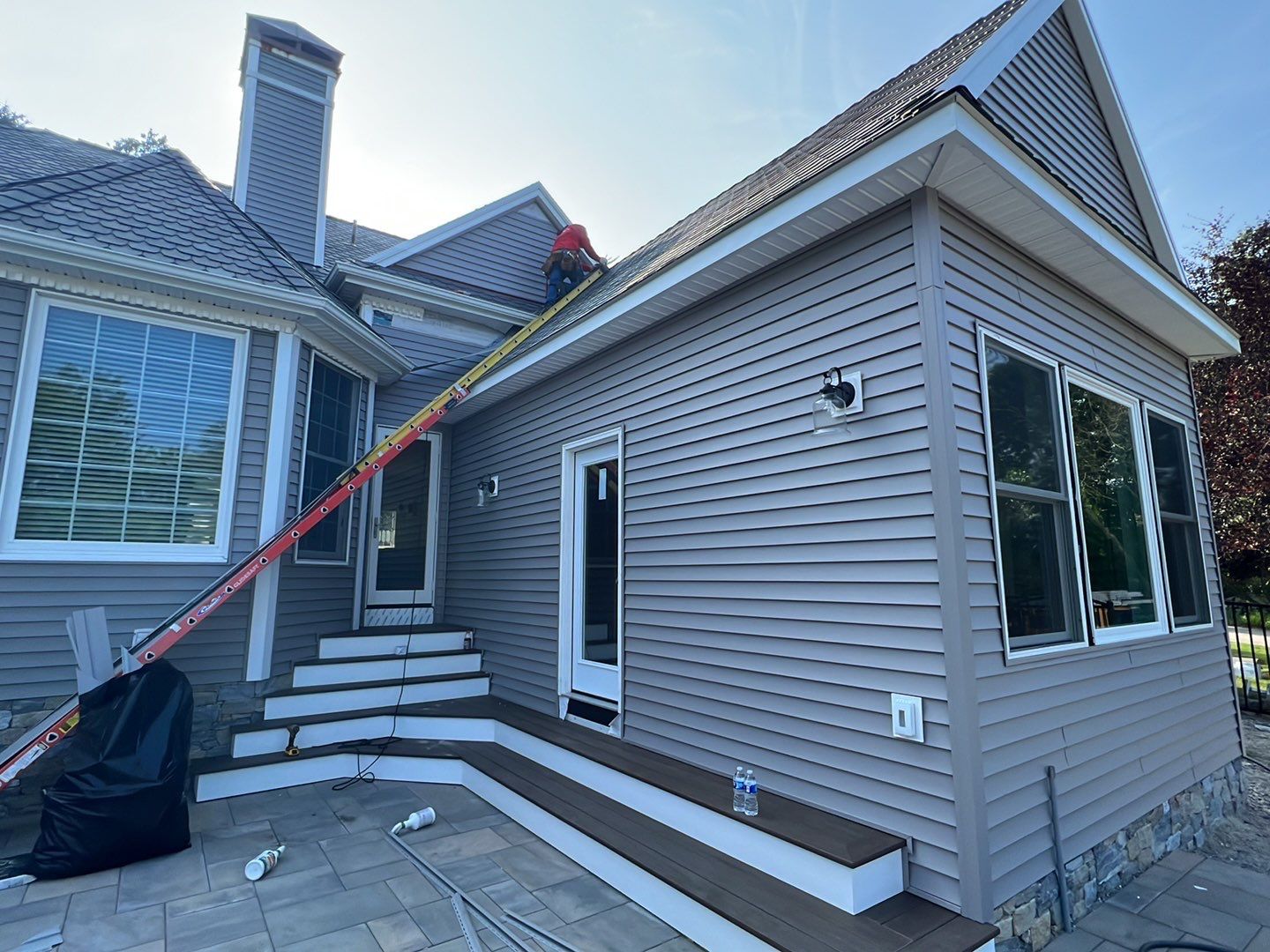Jamestown - Designer Composite Shingle by Rinaldi Brothers