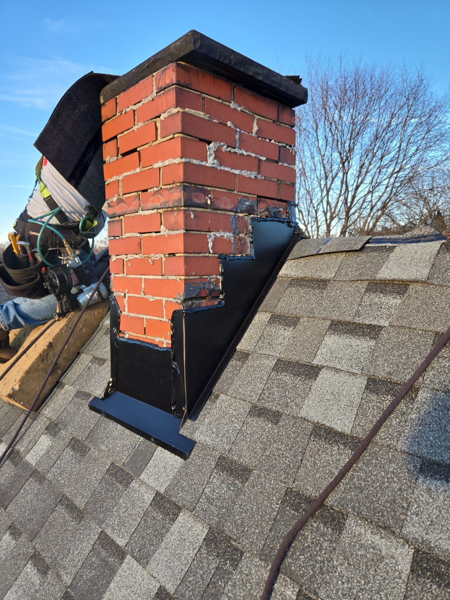 Atlas Pinnacle, Color, Coastal Granite, Drip Edge, Color, Black by Eagle Eye Roofing
