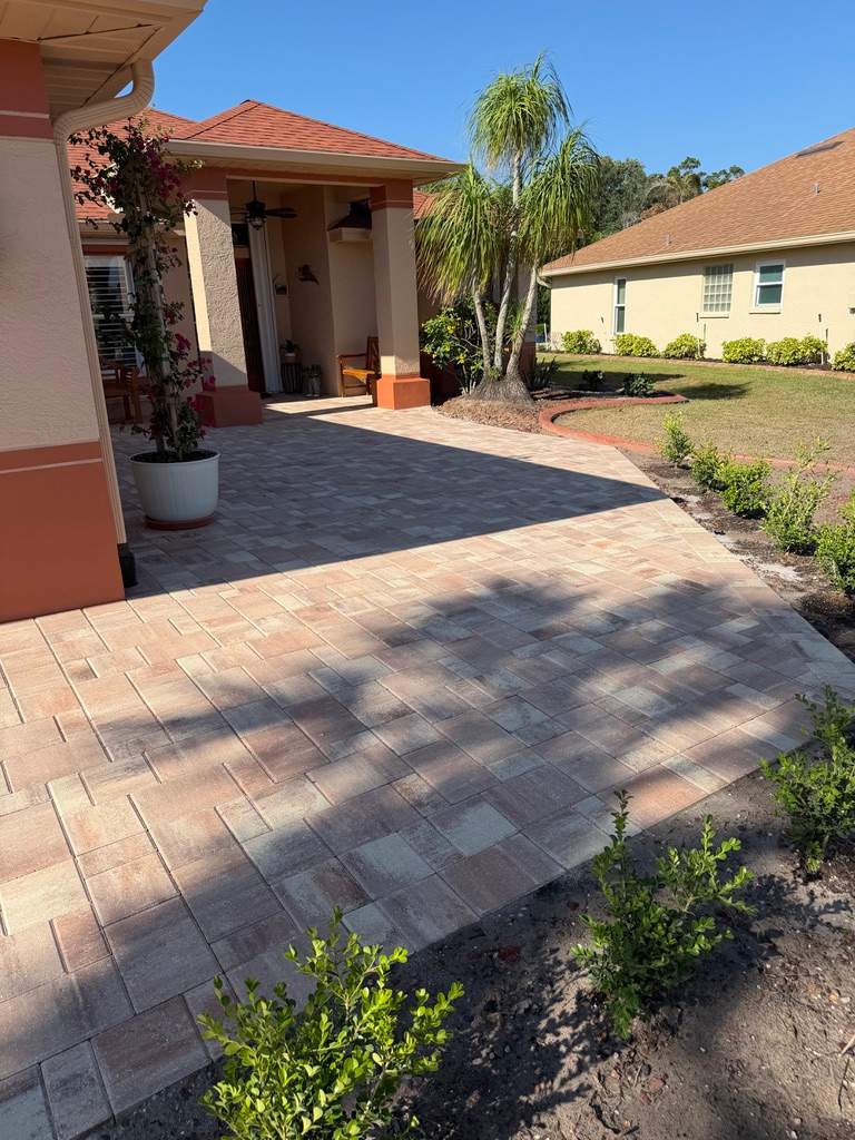 Driveway and Walkway Paver Repair and Sealing in La Paloma by Supreme Paver Experts