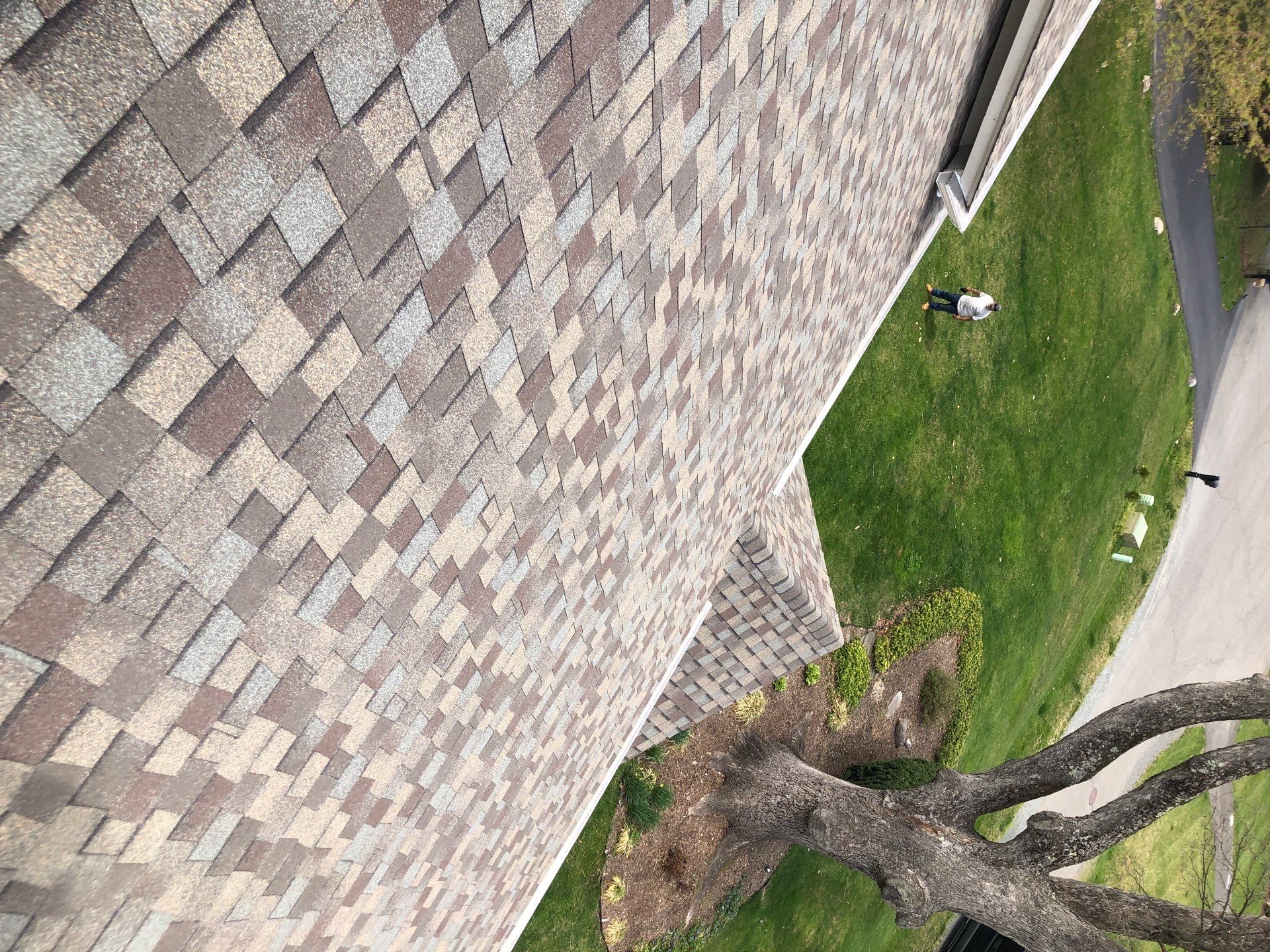 Burke: CertainTeed Landmark Pro Designer Shingles in Max Def Weathered Wood by RM Banning, Inc.