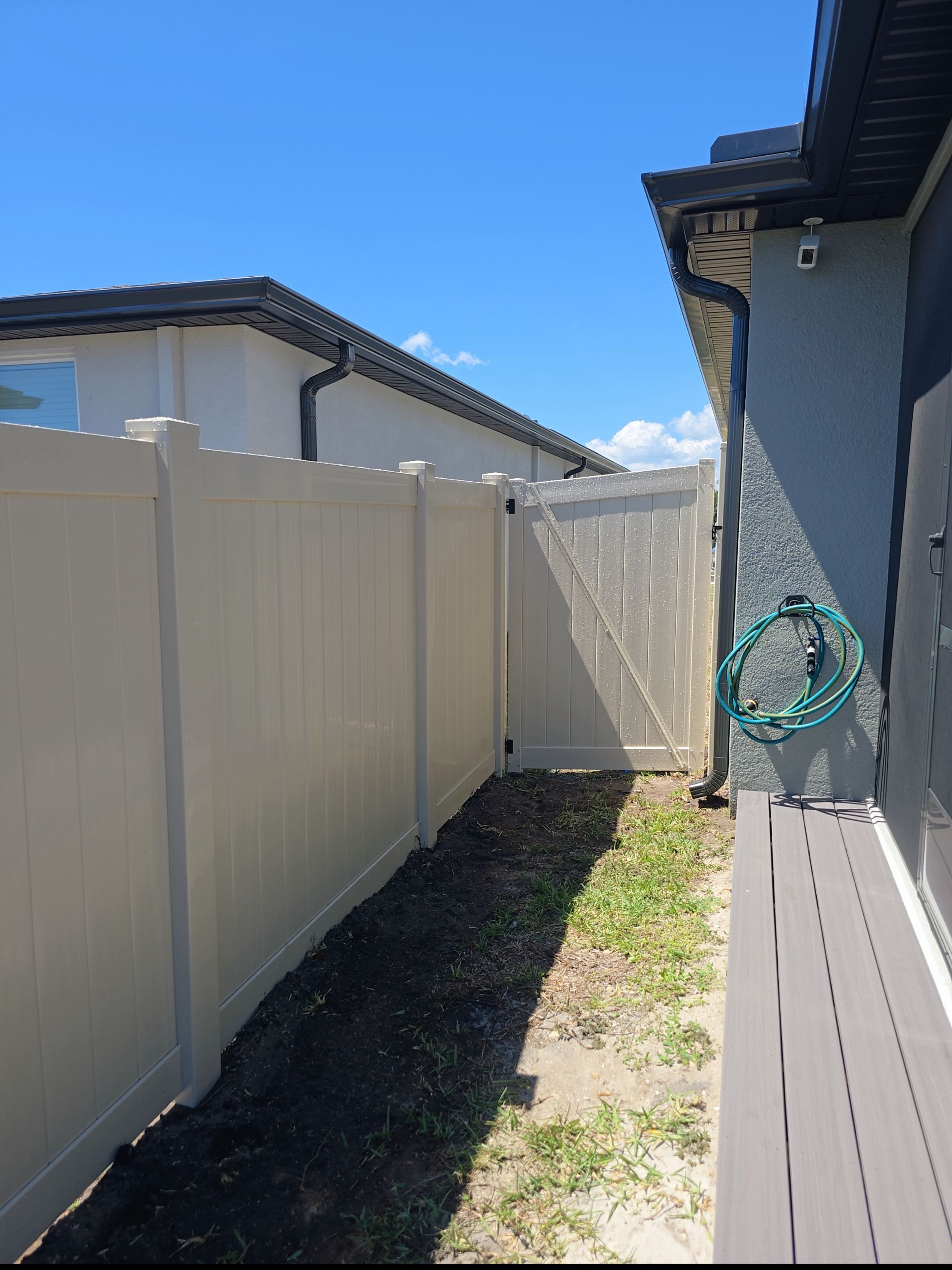 Vinyl Install in City of Venice by True Fence LLC
