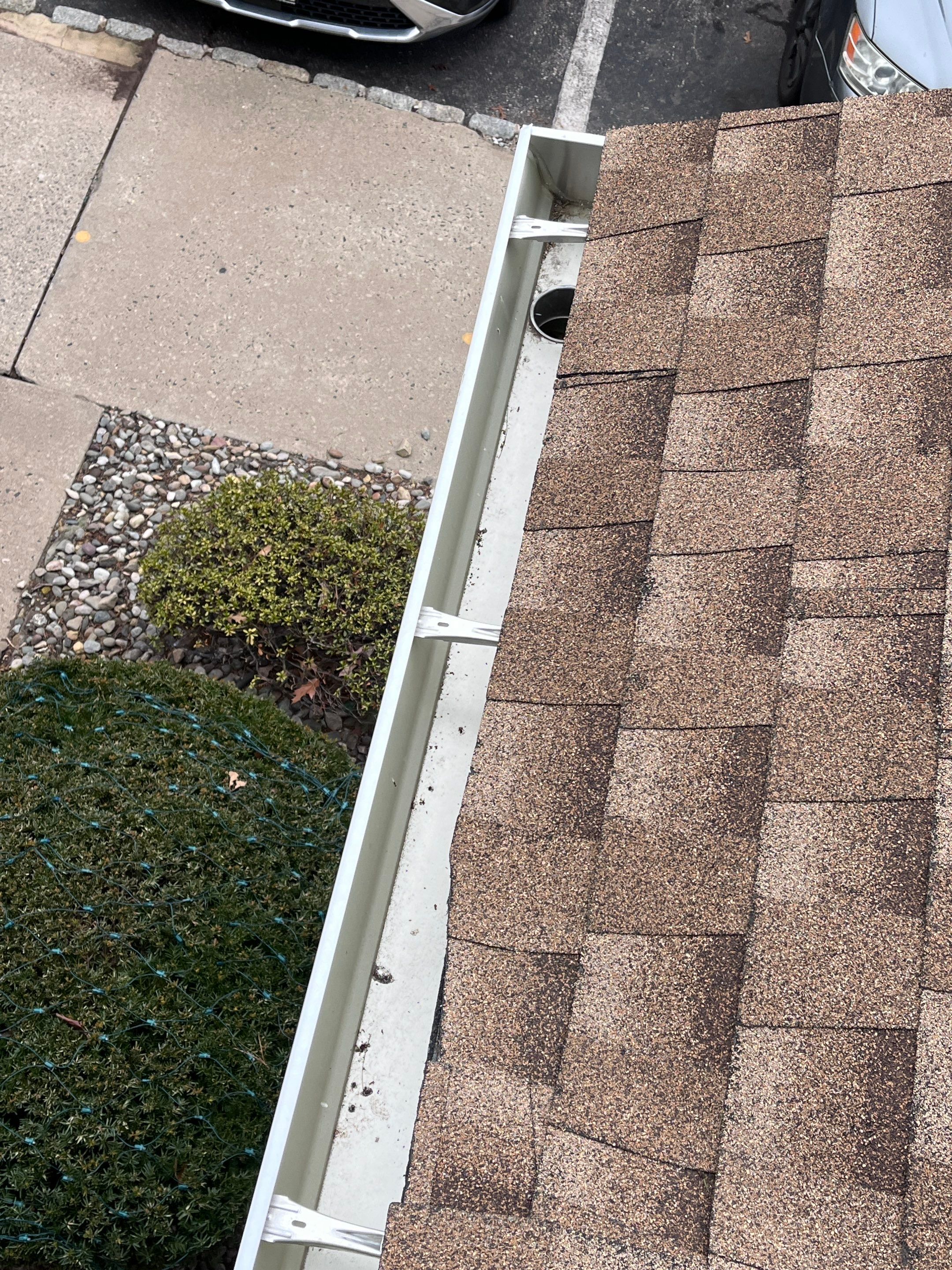 Gutter Cleaning in Branchburg, NJ by Clearview Washing