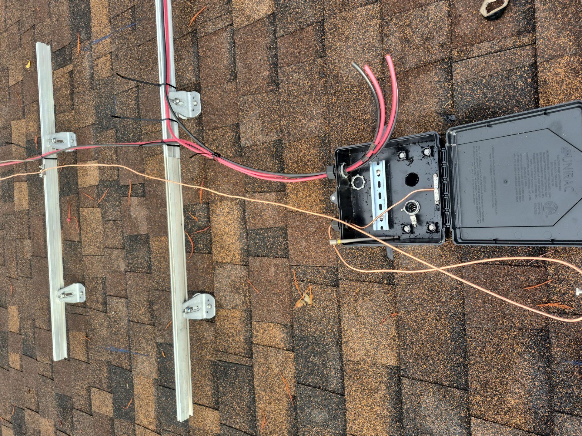 Roberts 12.15KW Solar sytem with 13.5KW storage and SPAN smart panel. by Trojan Solar