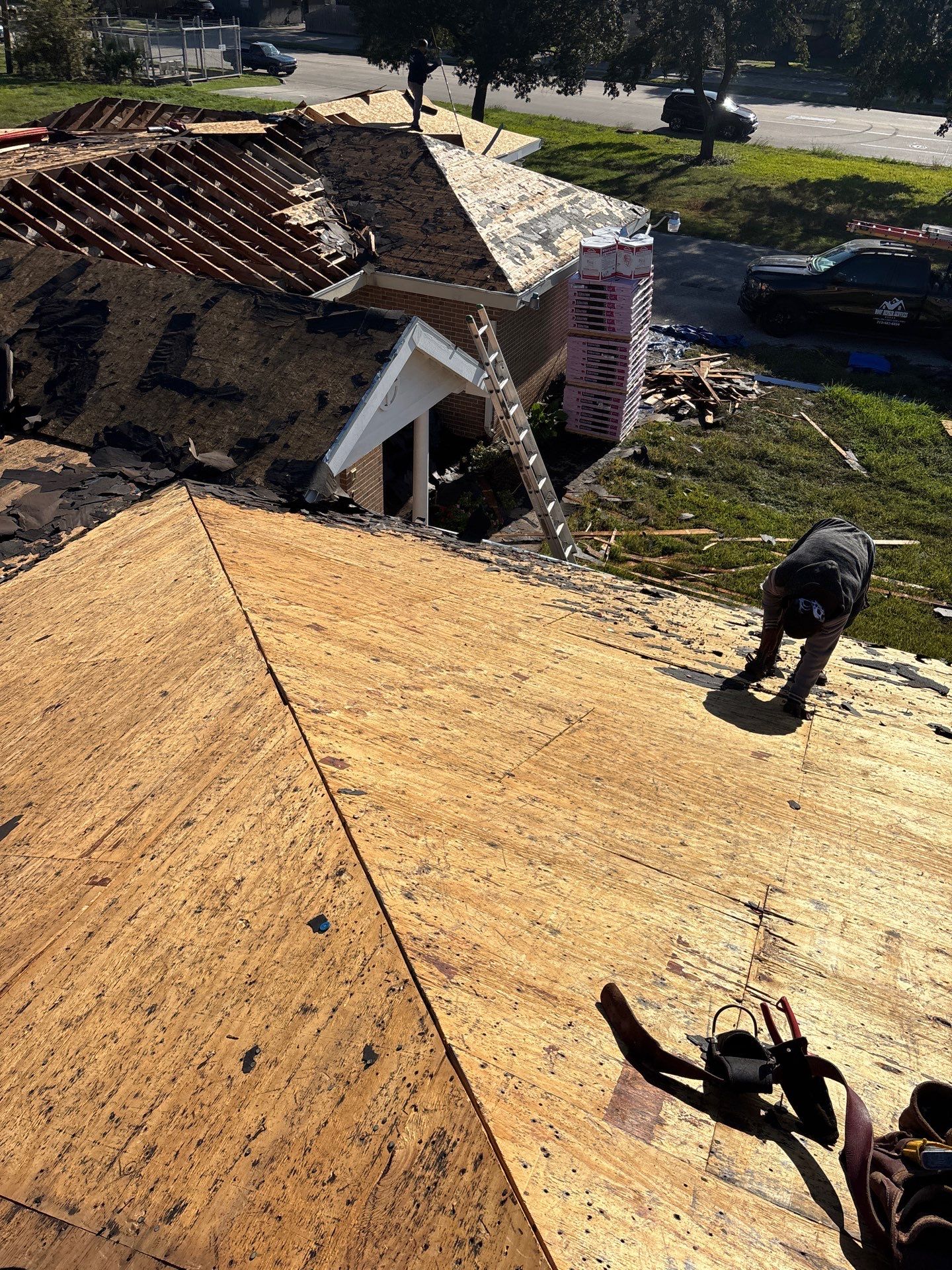 Roof Replacement Missouri by Roof Repair Company