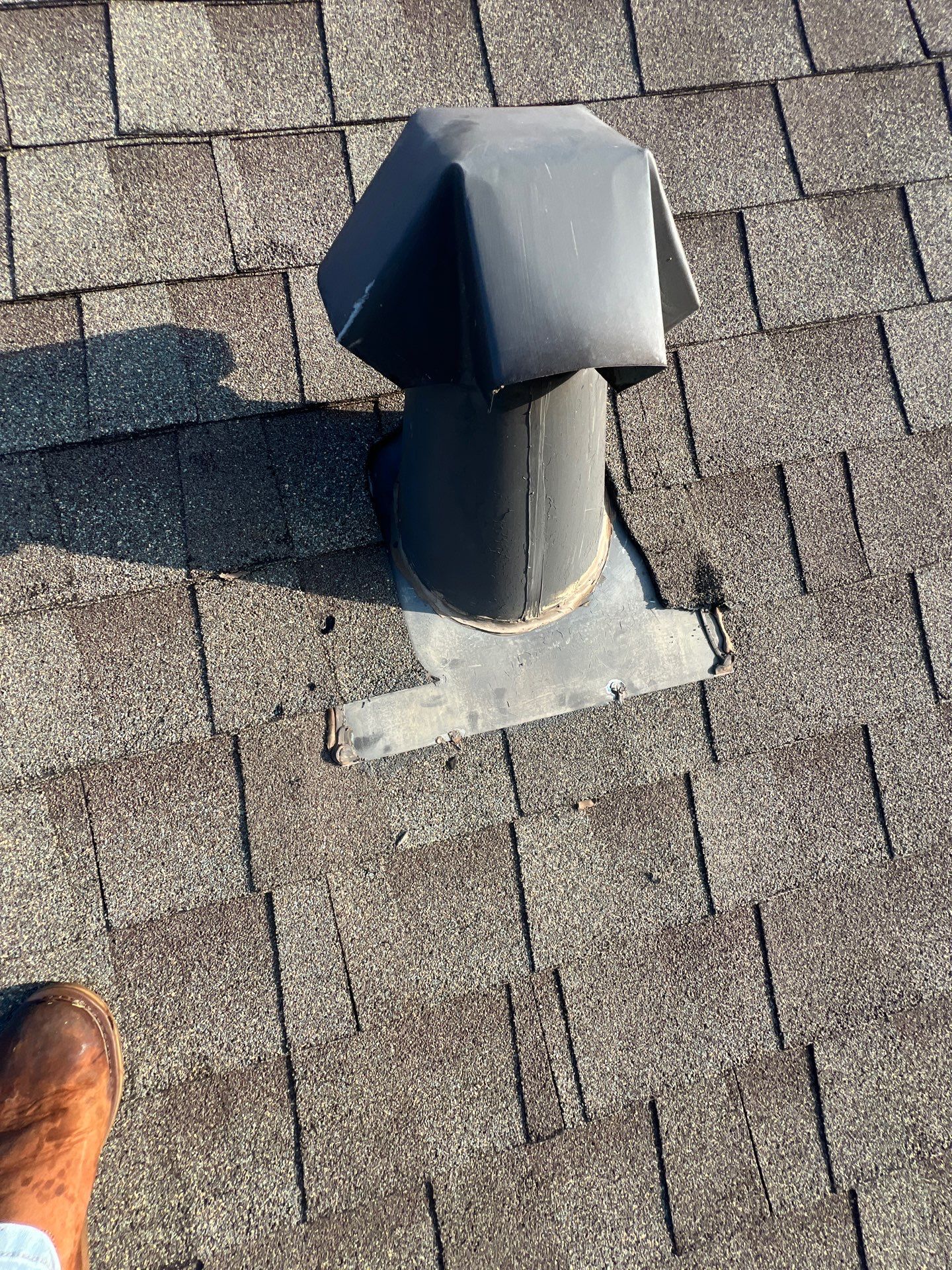 Hail Damage using Owen's Corning Duration (Lifetime) Shingles by Roof Repair Company