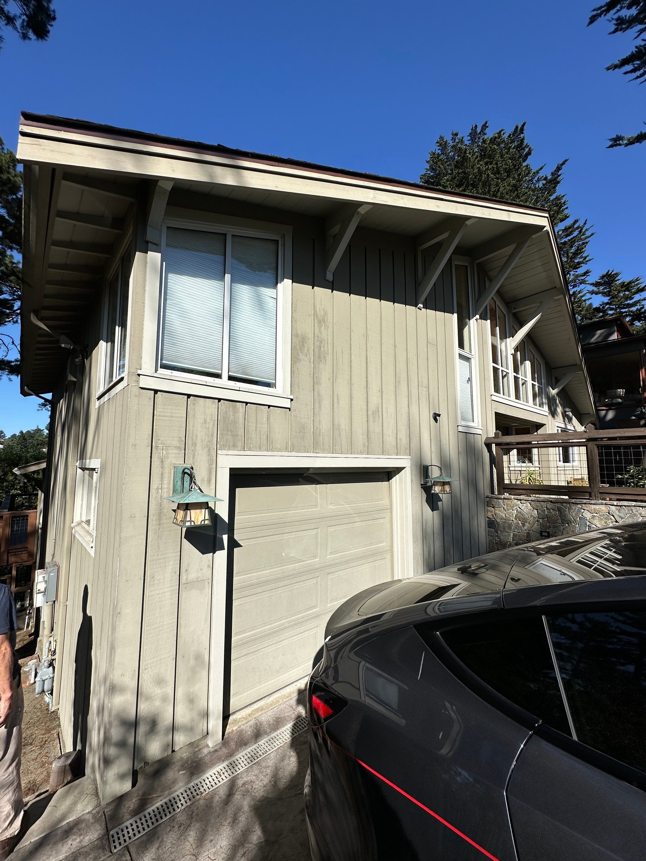 Project in Oakland by Herrera’s Bay Area Painting inc.