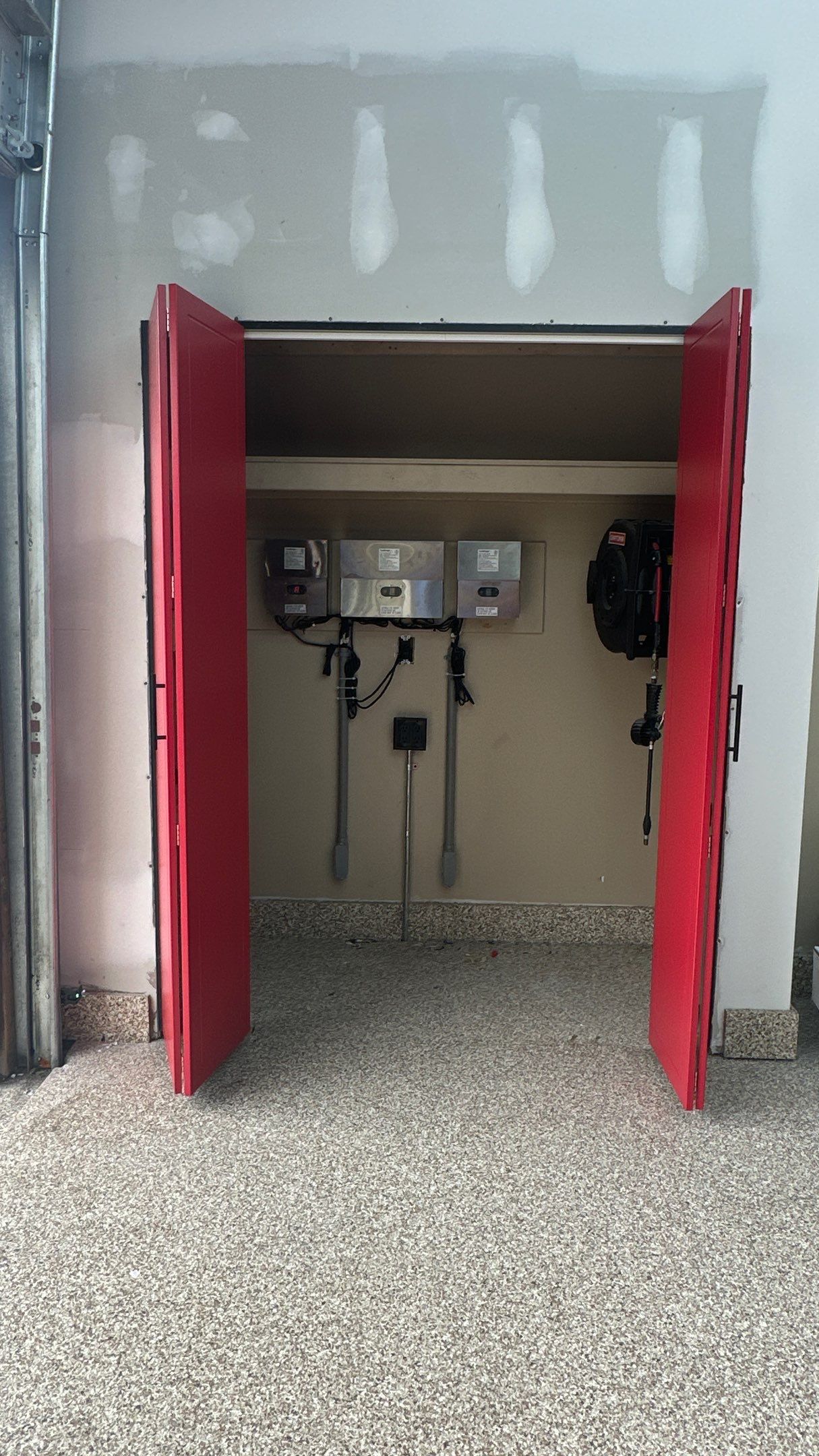 Beautiful Garage Upgrade in Lee's Summit! by Banner Garage