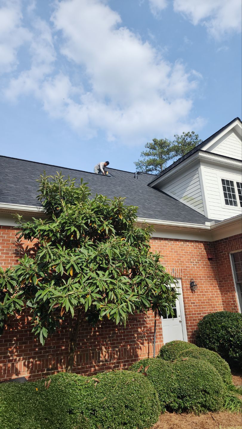 Residential Roofing Installation using Owens Corning® Oakridge Onyx Black by Indigo State Roofing