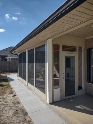 Screen Under w/Vinyl Windows using Colorbeam