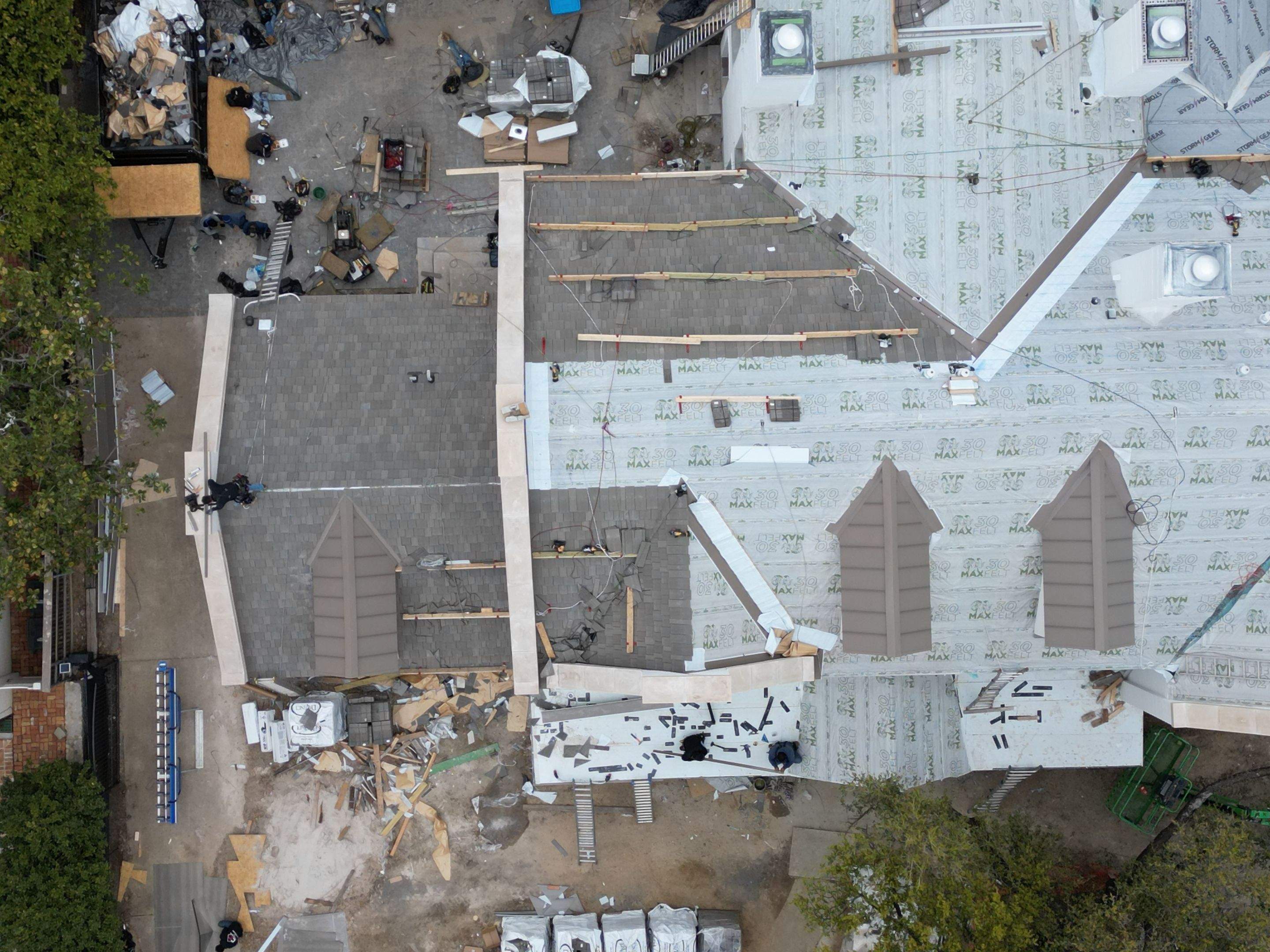 Residential Roofing Installation using DaVinci Multi Width Shake by Harvey Roofing & Construction