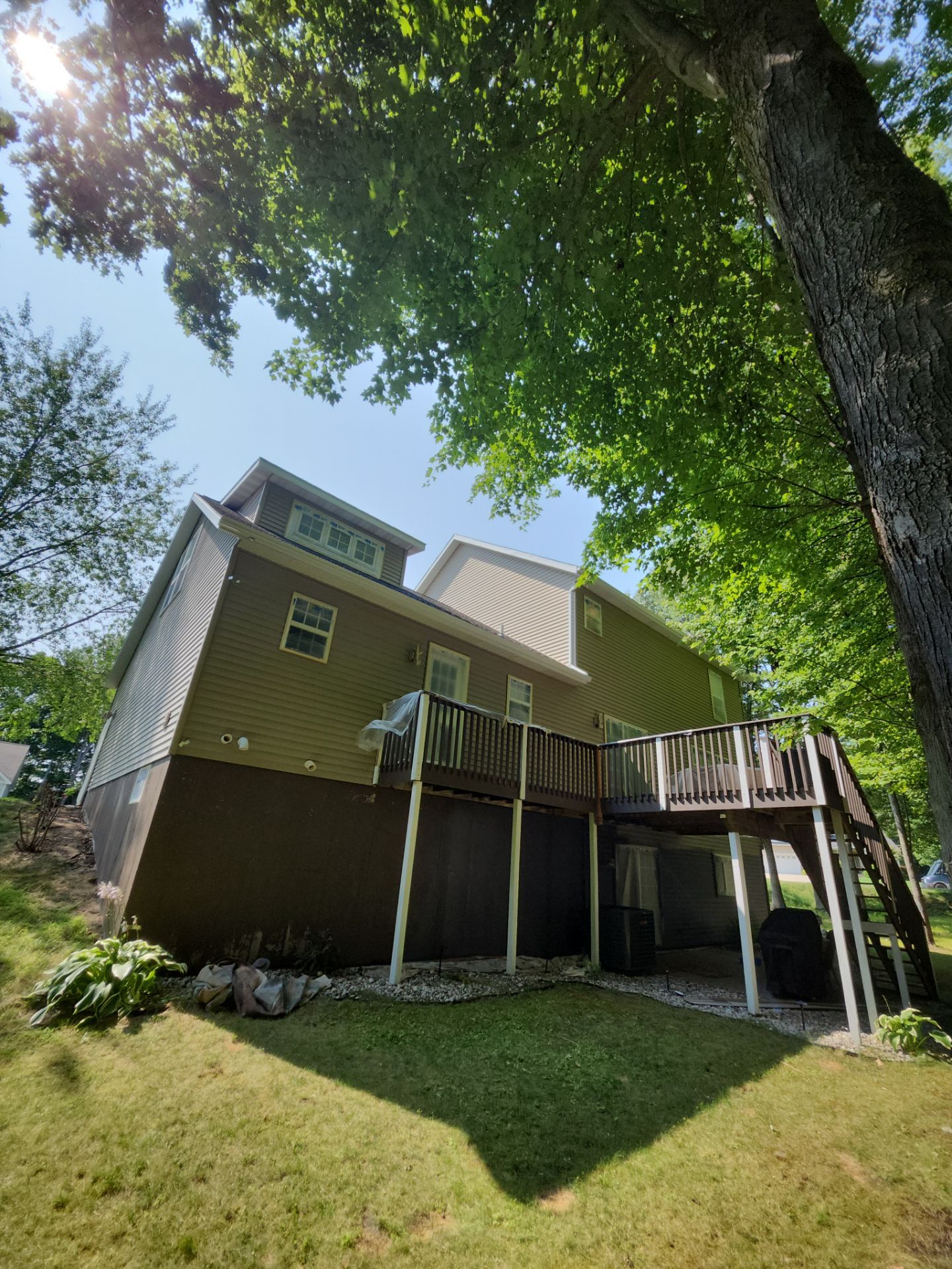 Exterior home painting. by Gordon Painting