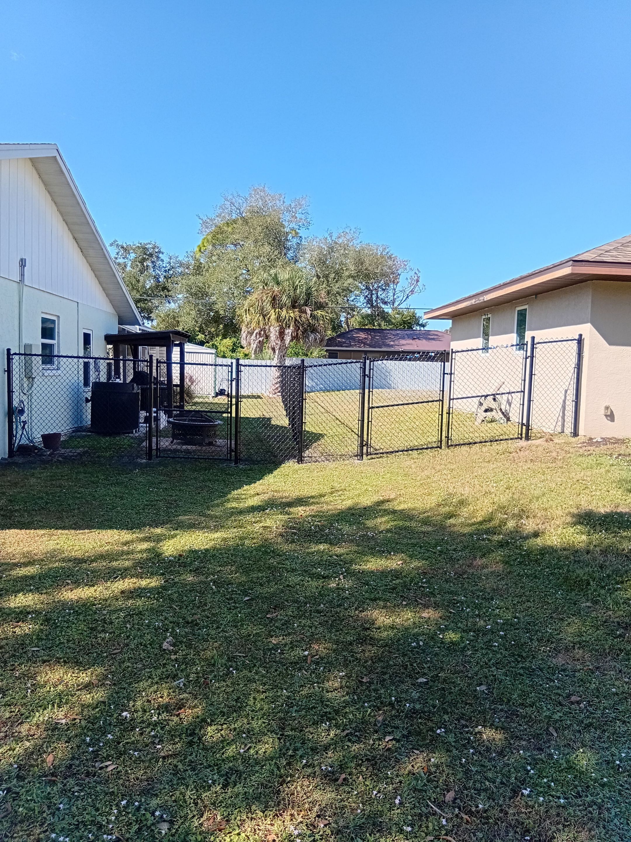 Chain Link Fence in Port Charlotte by True Fence LLC