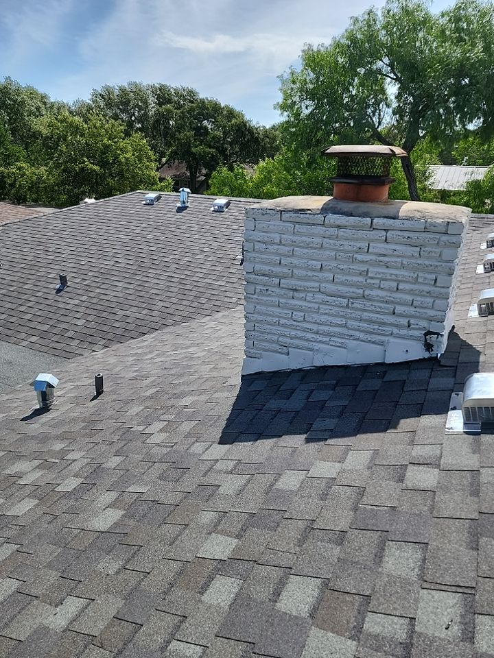Residential Roofing Installation using Certainteed Landmark Georgetown Grey by Galvan Roofing and Construction