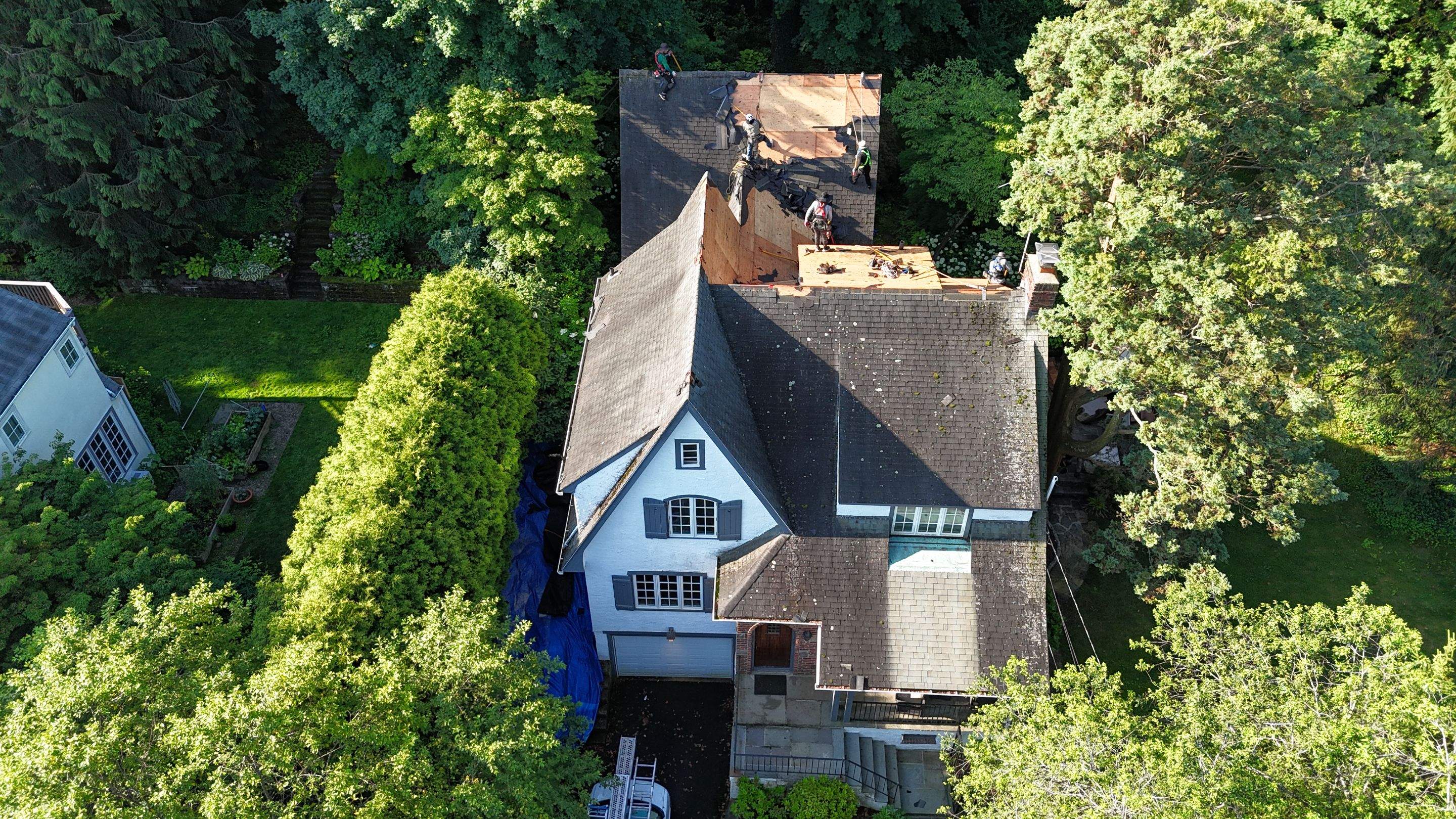 Project in Hastings-on-Hudson by The Energy Efficient Roofer & George's Seamless Gutters