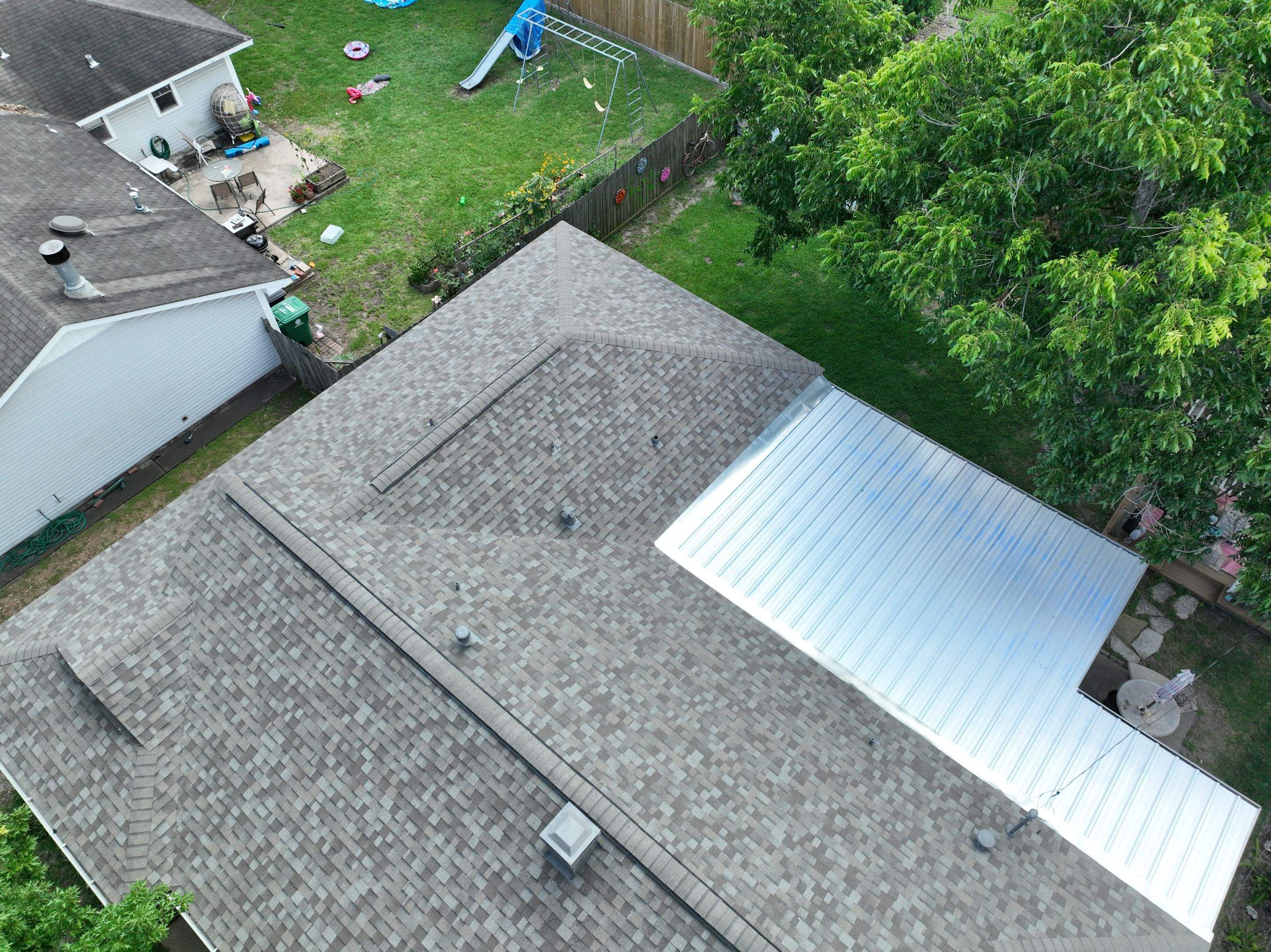 Residential Roofing Installation using Owen's Corning Duration by Roof Concepts Construction