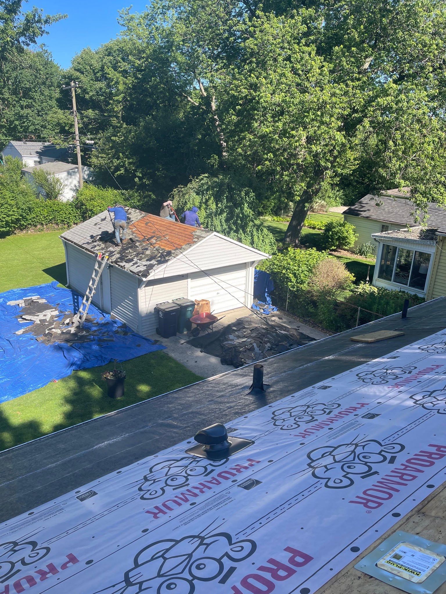 Roof Replacement using Owens Corning Tru Definitions by 180 Contractors