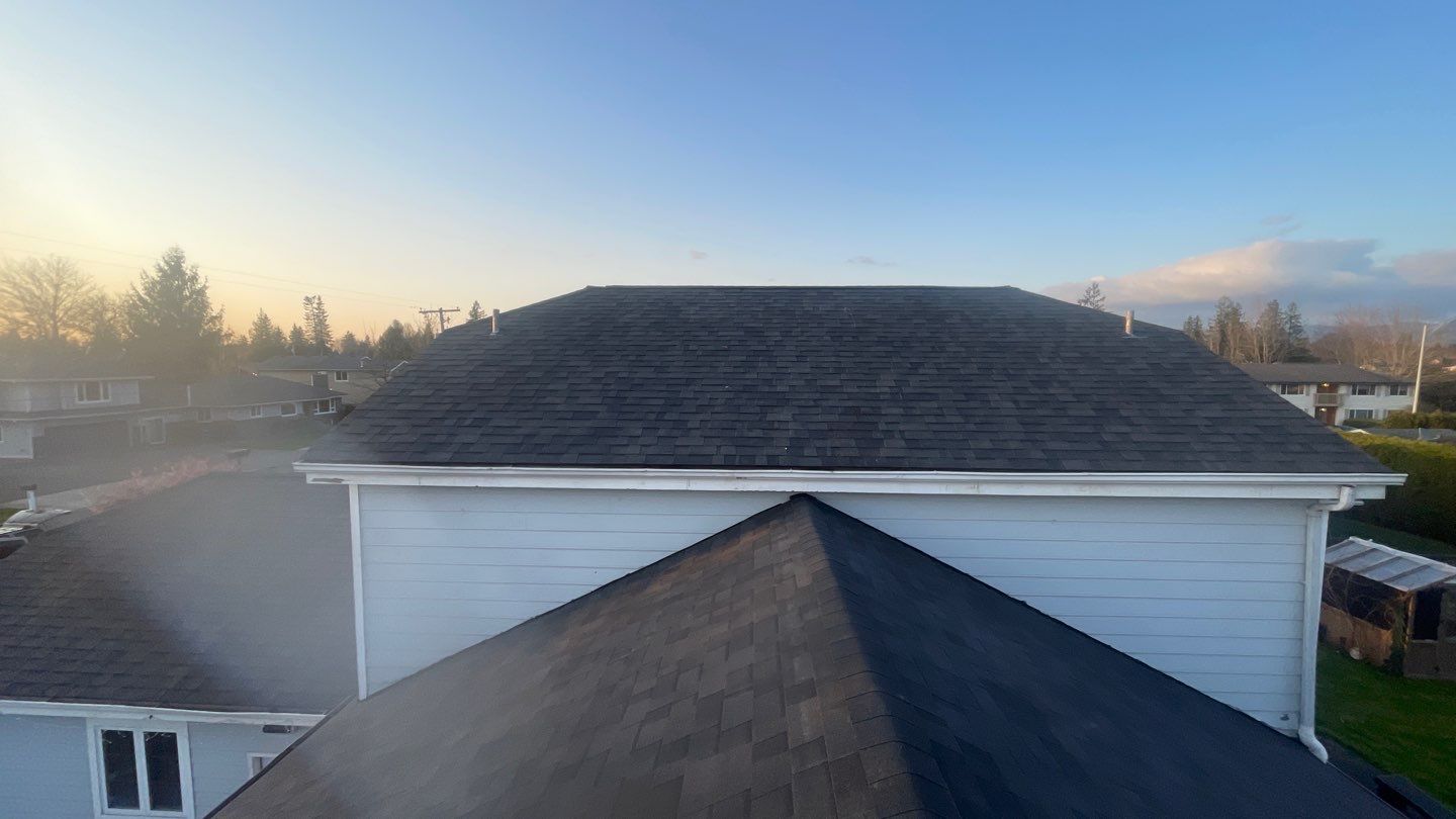 Roof Project in Enumclaw by Fred Meyer Roofing