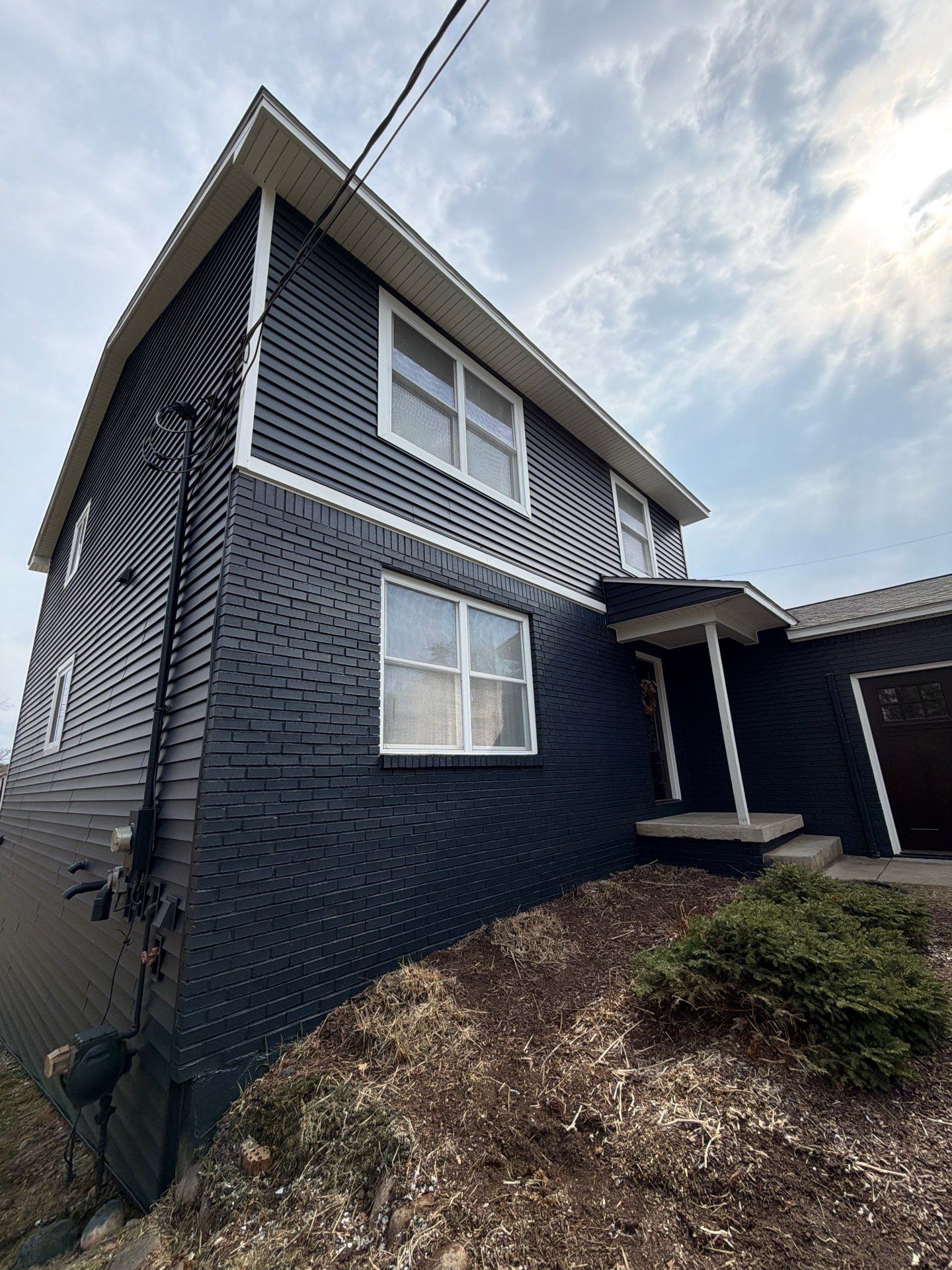 Siding Replacement using Alside Charter Oak D4.5" by 180 Contractors