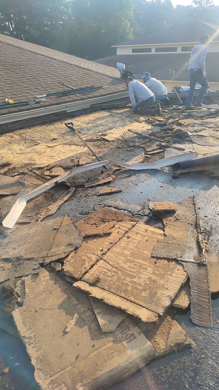 First Assembly of God, De Queen, Arkansas by Hostetler Roofing