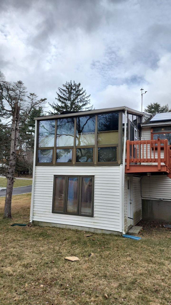 Siding and windows replaced by UBrothers Construction
