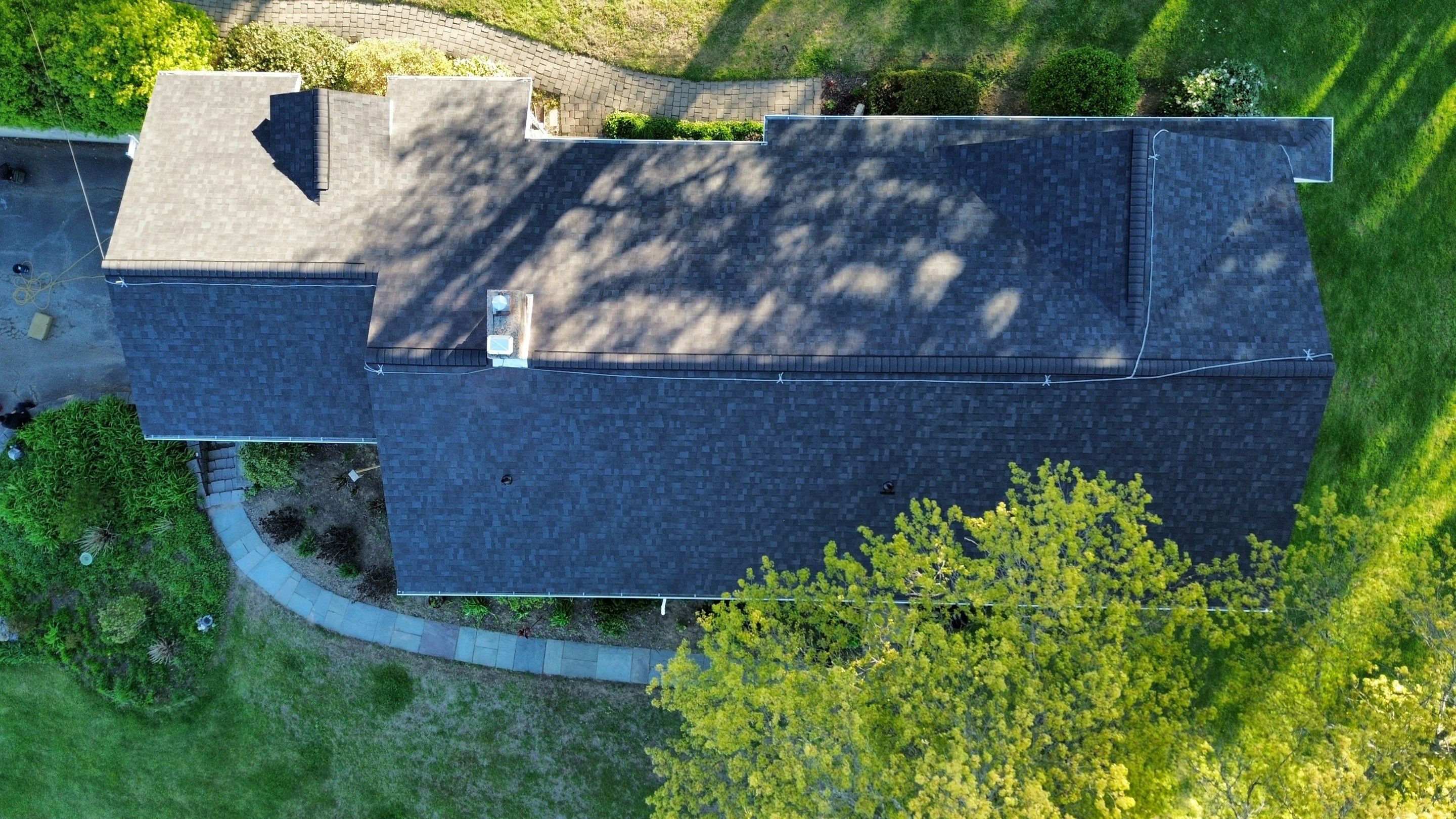 Owens Corning Duration: Onyx Black in Burlington, Connecticut by Golden Shield Roofing