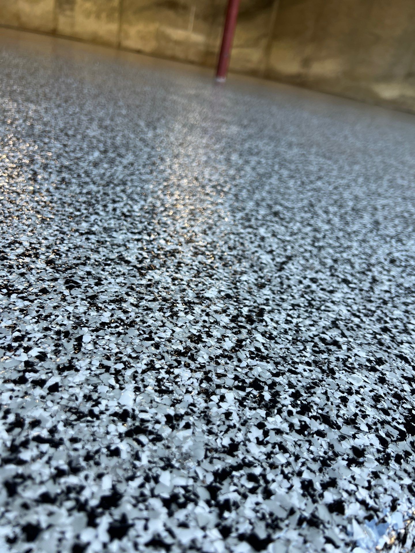 Garage in Londonderry, NH 03053 by Symphony Concrete Coatings