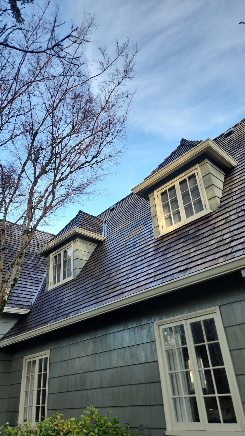 Gutter Guard Installation using Gutter Glove by Willamette Outdoor Wash LLC