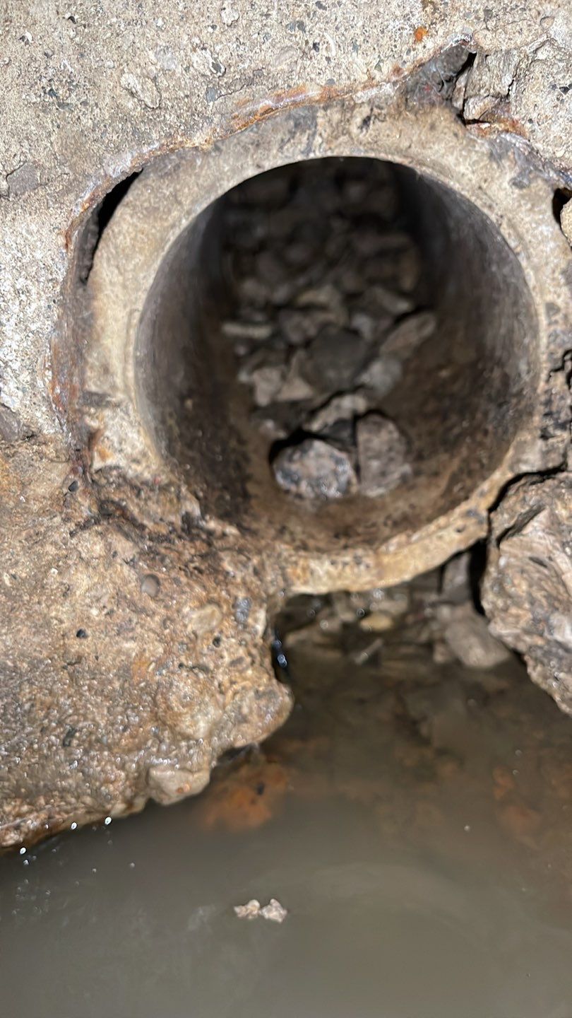 Embedded Fiber Reinforcement and Basement Waterproofing using GrateDrain Waterproofing System by Toledo Basement Repair