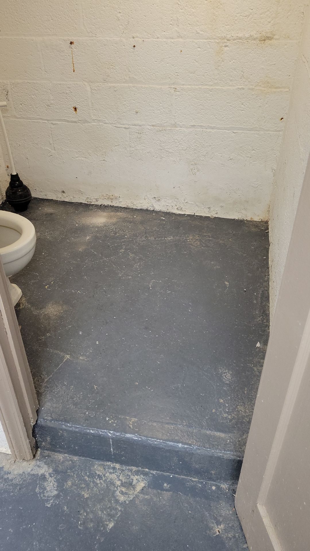 Laundry Room Floor Coating using Penntek- Silver Creek by Spectrum Painting, LLC