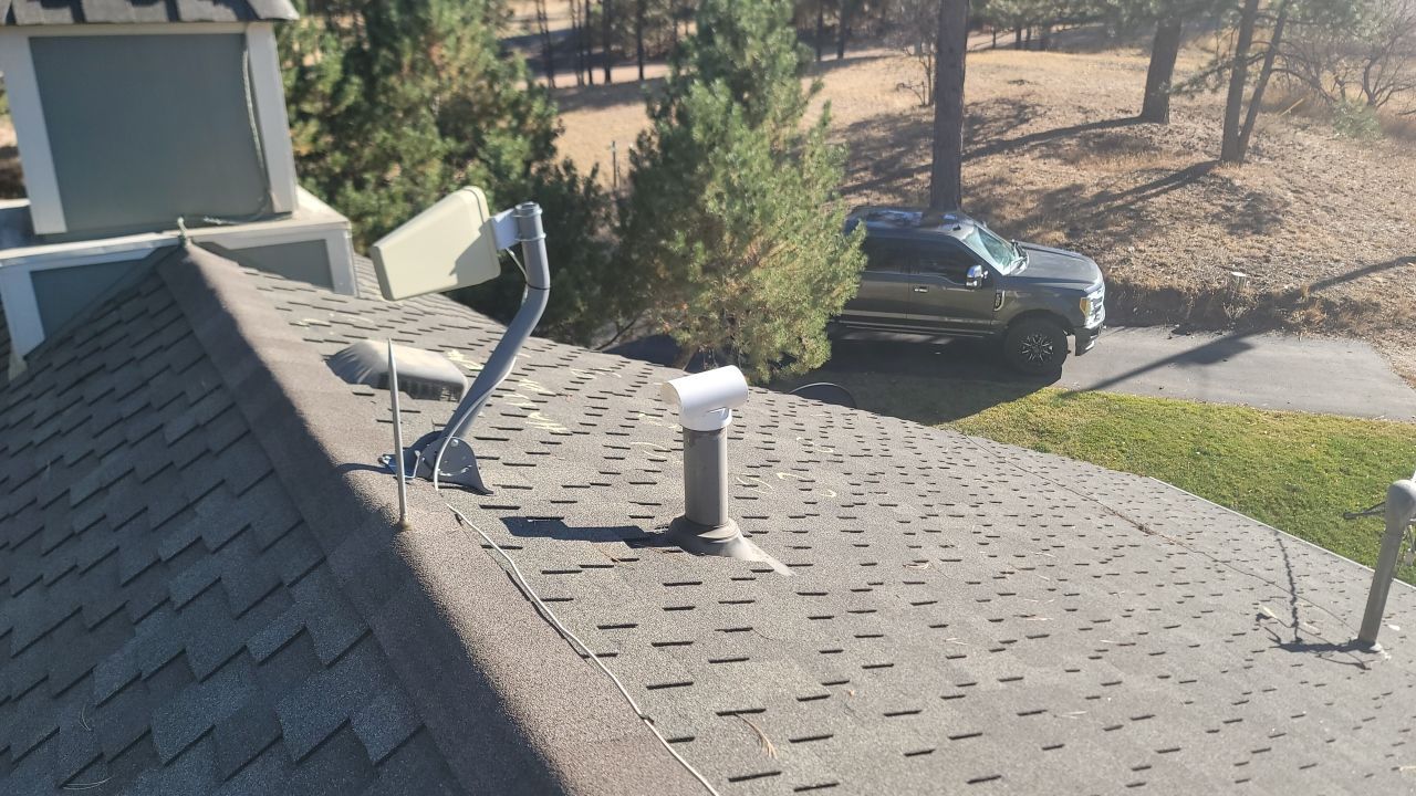Parker McKean House  by Jireh 7 Roofing 