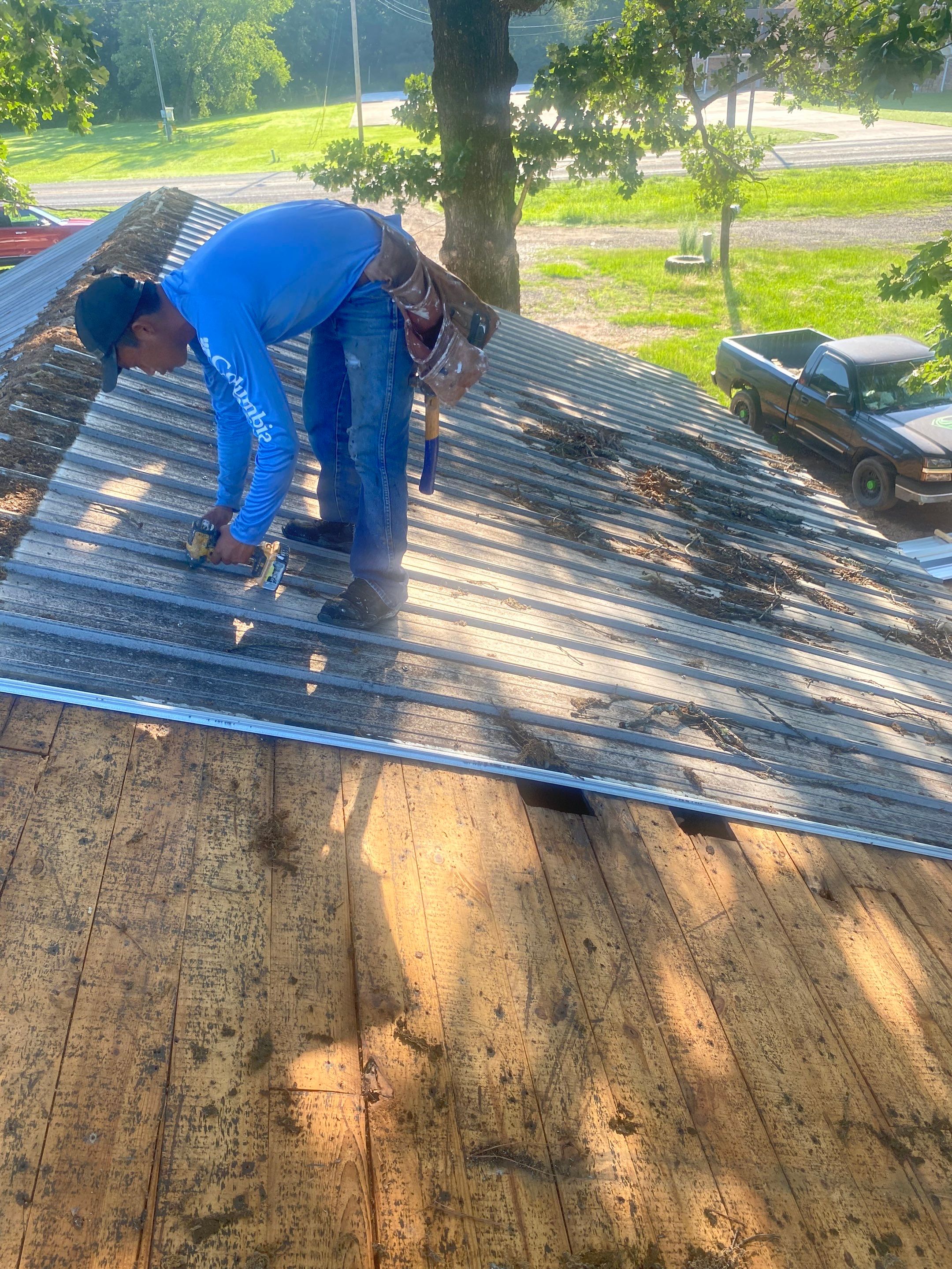 Metal Roof Replacement: 29 GA. Residential Metal Panels by Hostetler Roofing