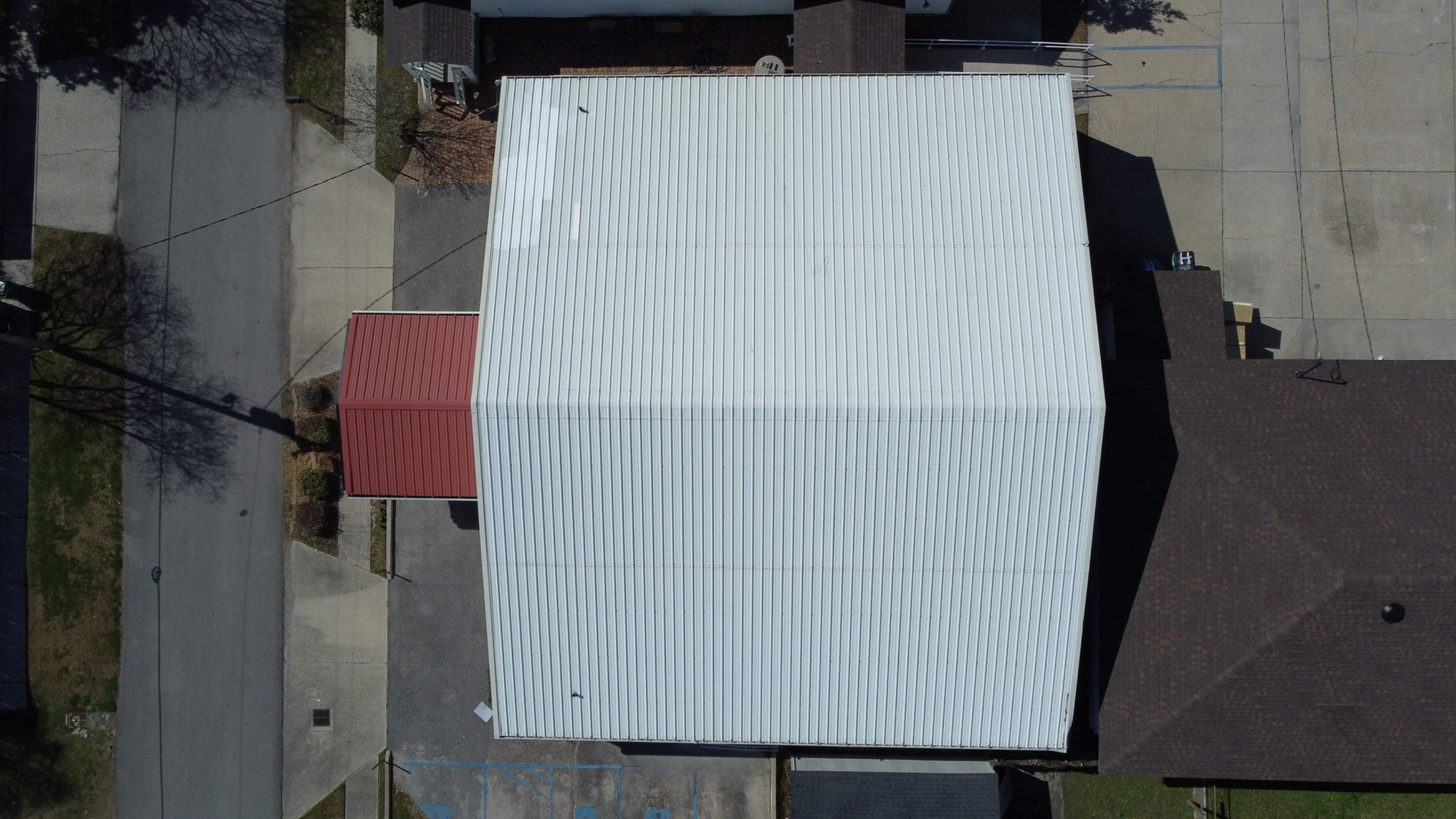 Metal Roof Coating in Harvey by HDS Contractors