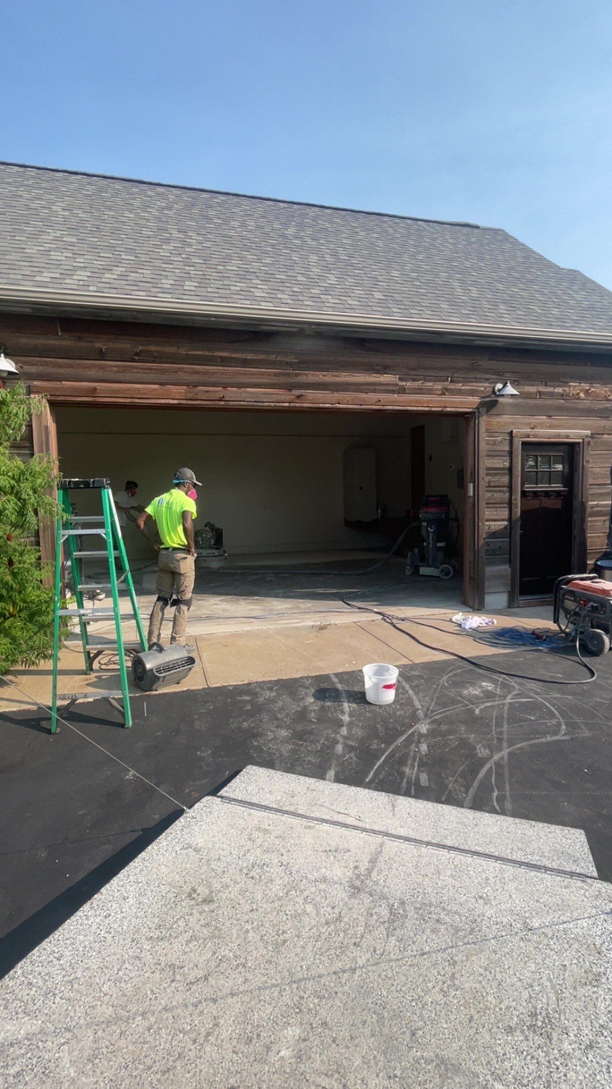 Domino Flake Floor Coating and Crack Repair in Chancellor by Select Painting, Coatings & Garage Cabinets