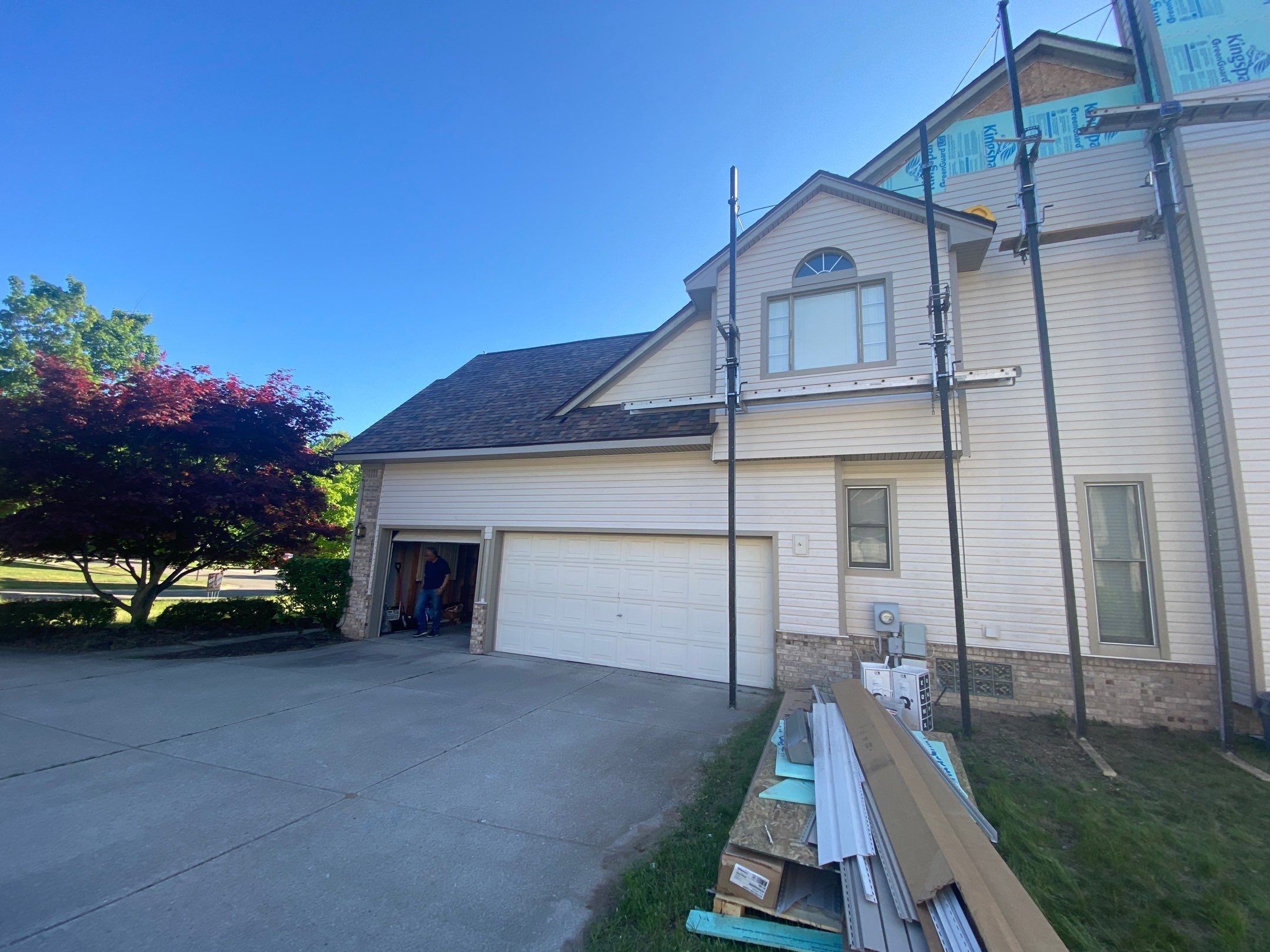 Siding Replacement using CertainTeed Restoration Classis D4 by 180 Contractors